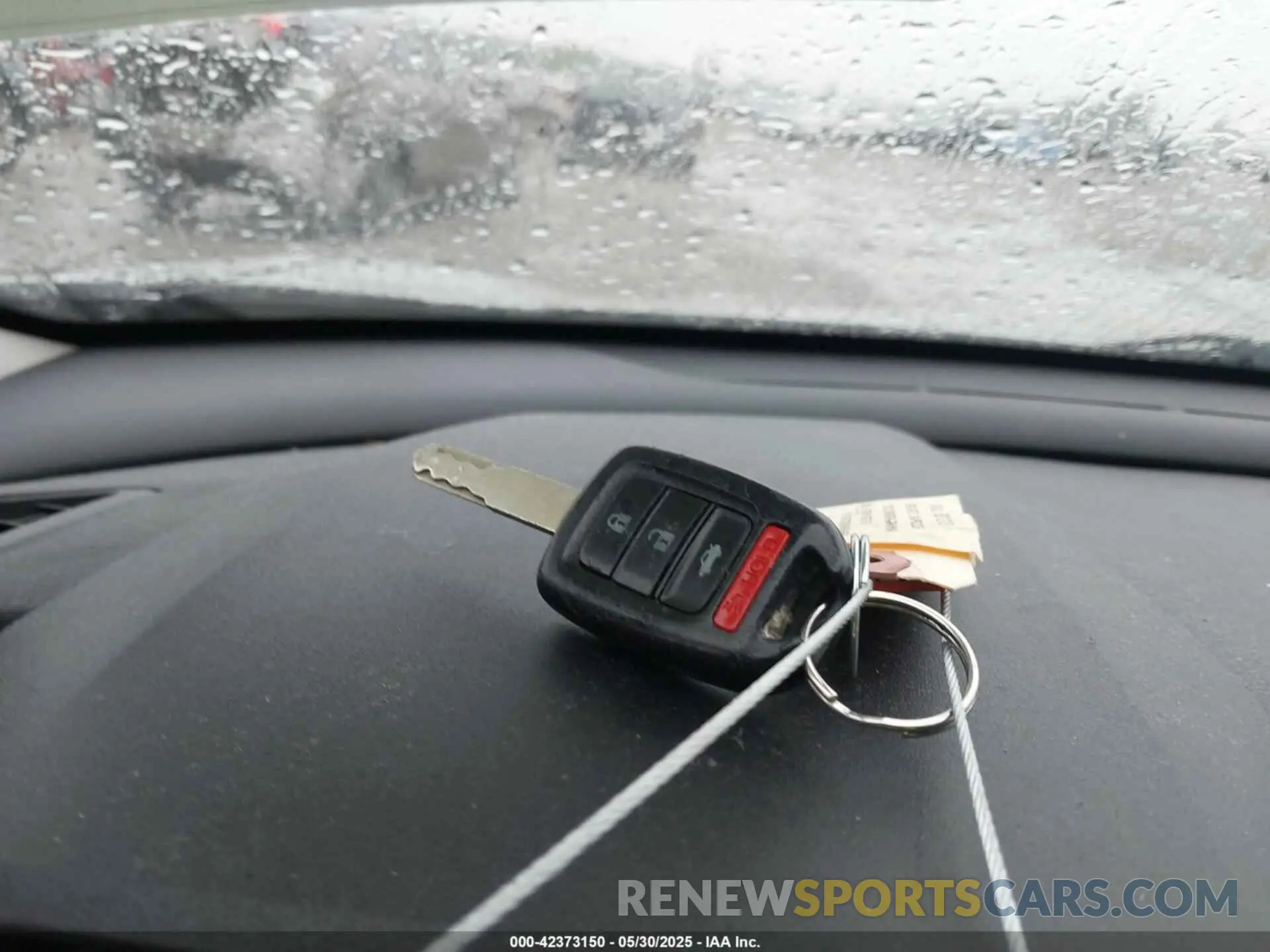 11 Photograph of a damaged car 2HGFC2F60KH564658 HONDA CIVIC 2019