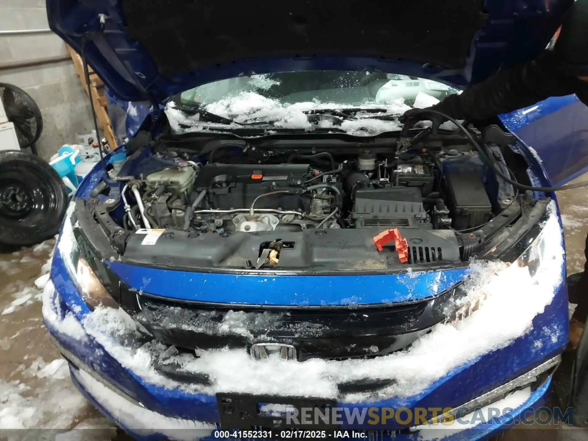 10 Photograph of a damaged car 2HGFC2F60KH579886 HONDA CIVIC 2019