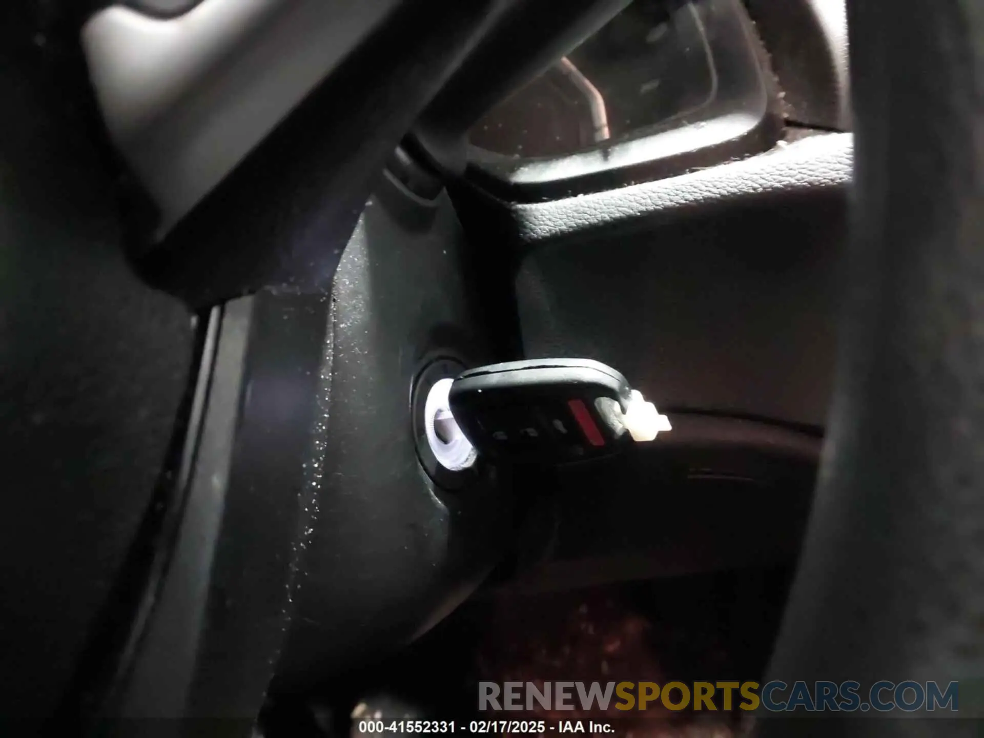 11 Photograph of a damaged car 2HGFC2F60KH579886 HONDA CIVIC 2019