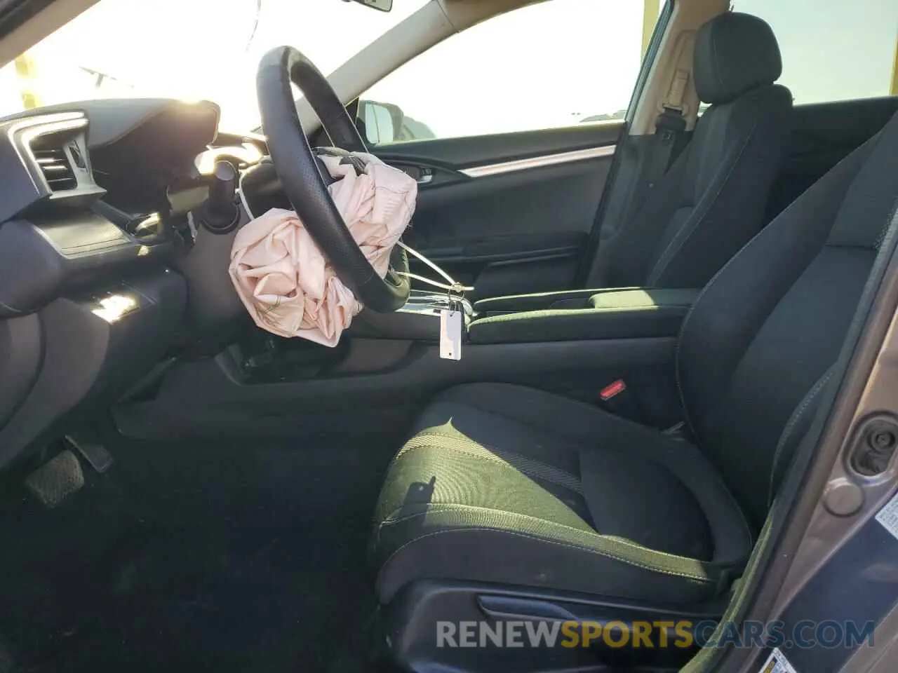 7 Photograph of a damaged car 2HGFC2F60KH604799 HONDA CIVIC 2019