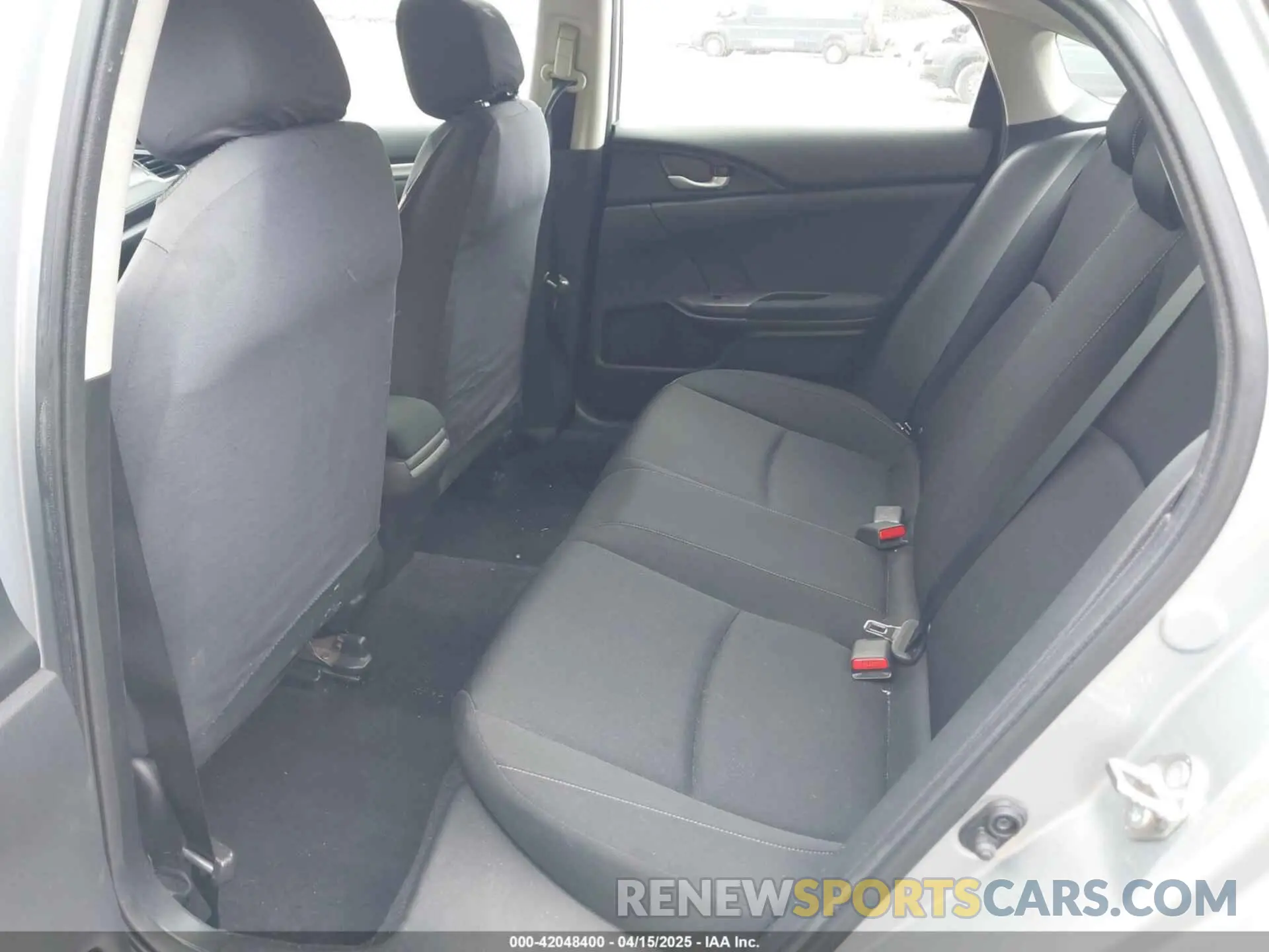8 Photograph of a damaged car 2HGFC2F61KH509233 HONDA CIVIC 2019