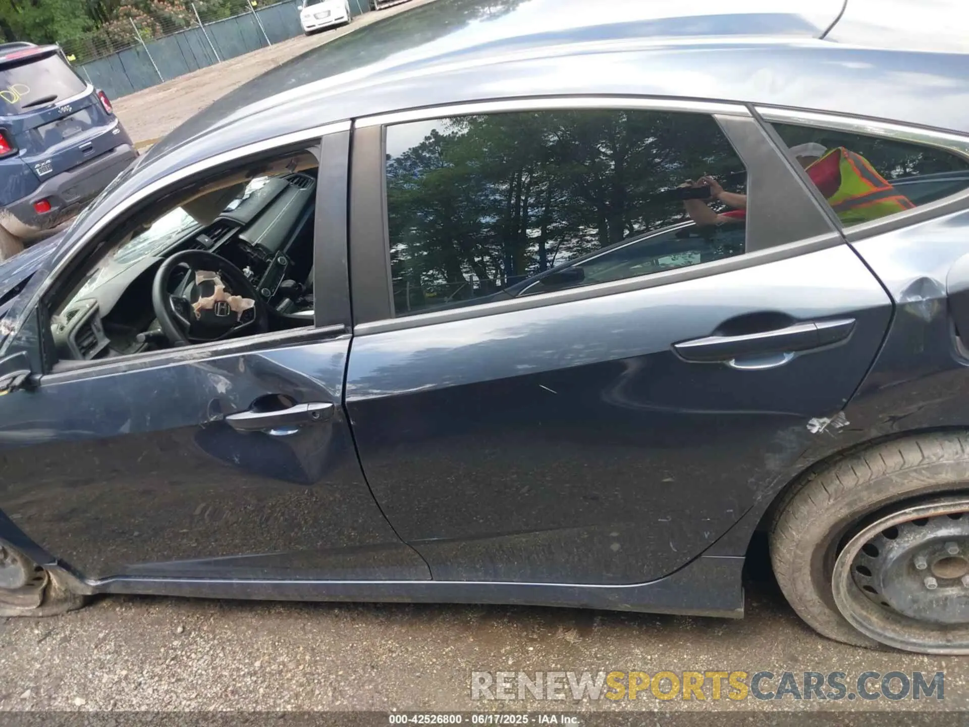 14 Photograph of a damaged car 2HGFC2F61KH534309 HONDA CIVIC 2019