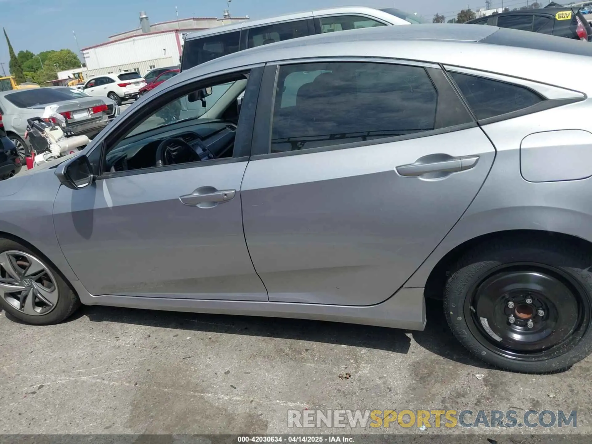 14 Photograph of a damaged car 2HGFC2F61KH536965 HONDA CIVIC 2019
