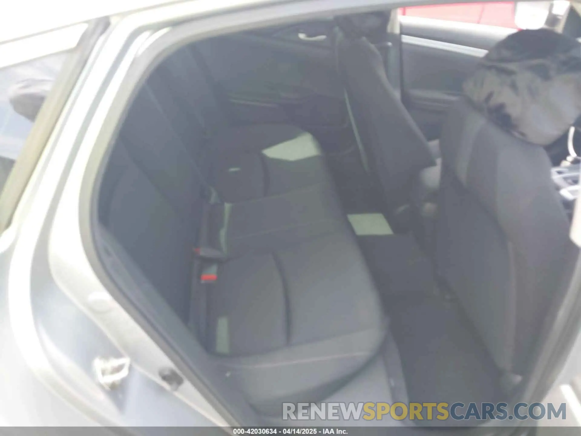 8 Photograph of a damaged car 2HGFC2F61KH536965 HONDA CIVIC 2019