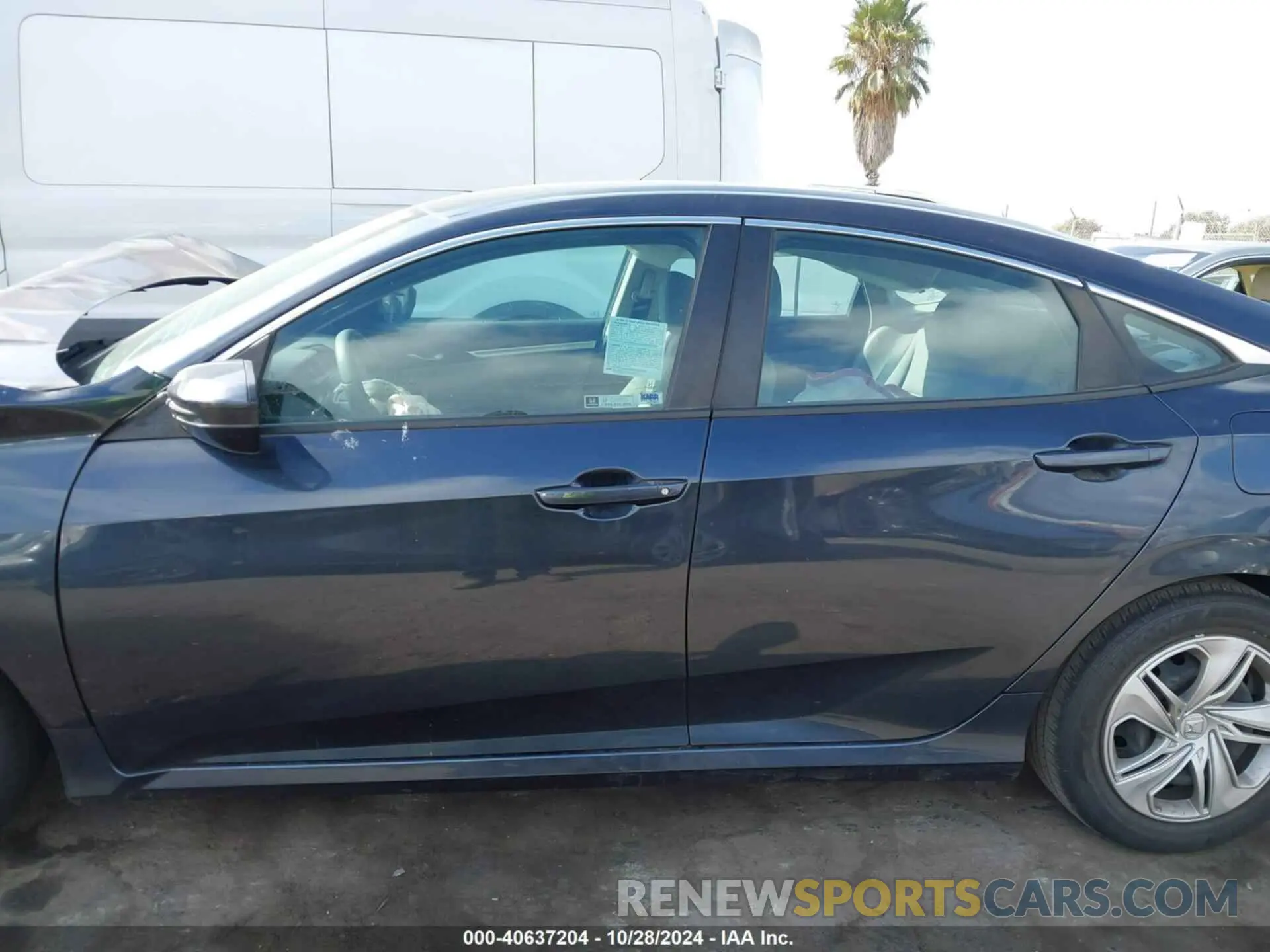 15 Photograph of a damaged car 2HGFC2F61KH551269 HONDA CIVIC 2019