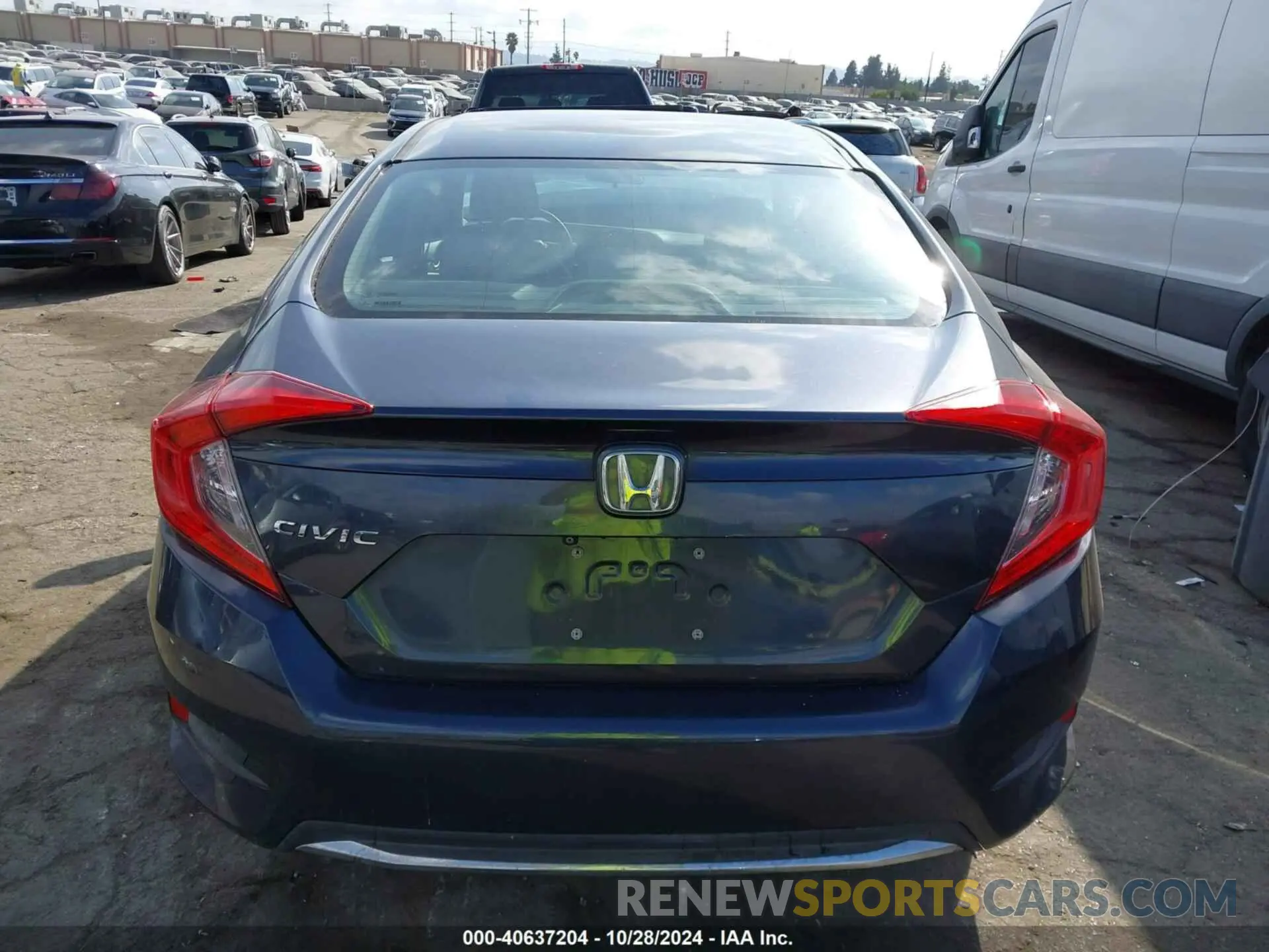 17 Photograph of a damaged car 2HGFC2F61KH551269 HONDA CIVIC 2019
