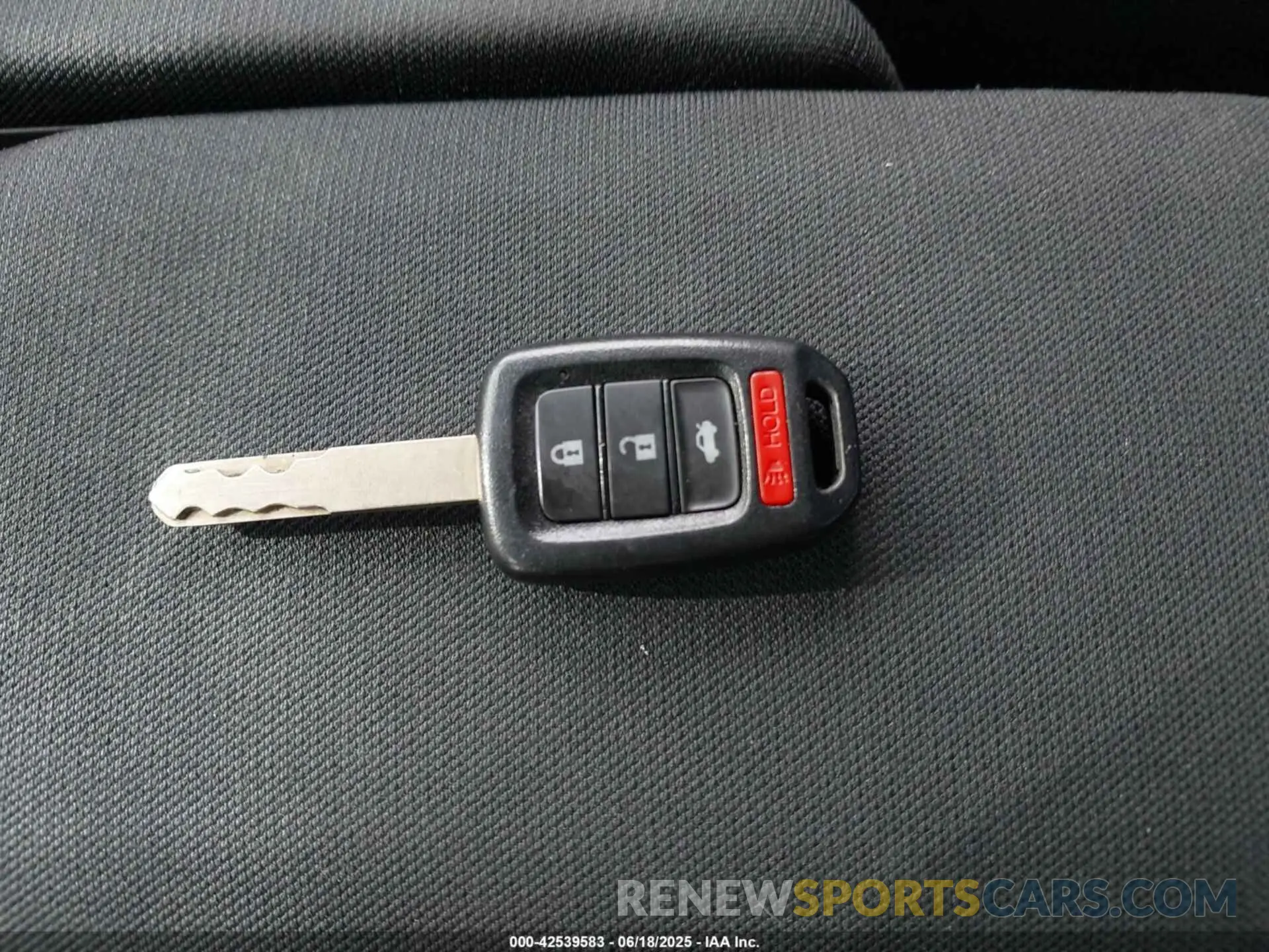 11 Photograph of a damaged car 2HGFC2F61KH567603 HONDA CIVIC 2019