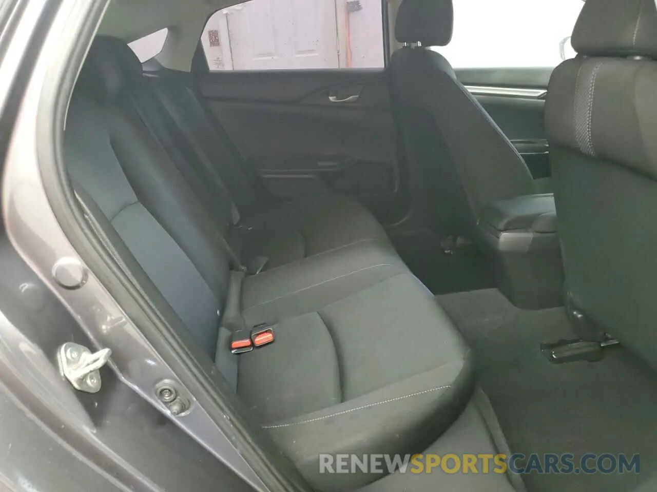 10 Photograph of a damaged car 2HGFC2F61KH573465 HONDA CIVIC 2019