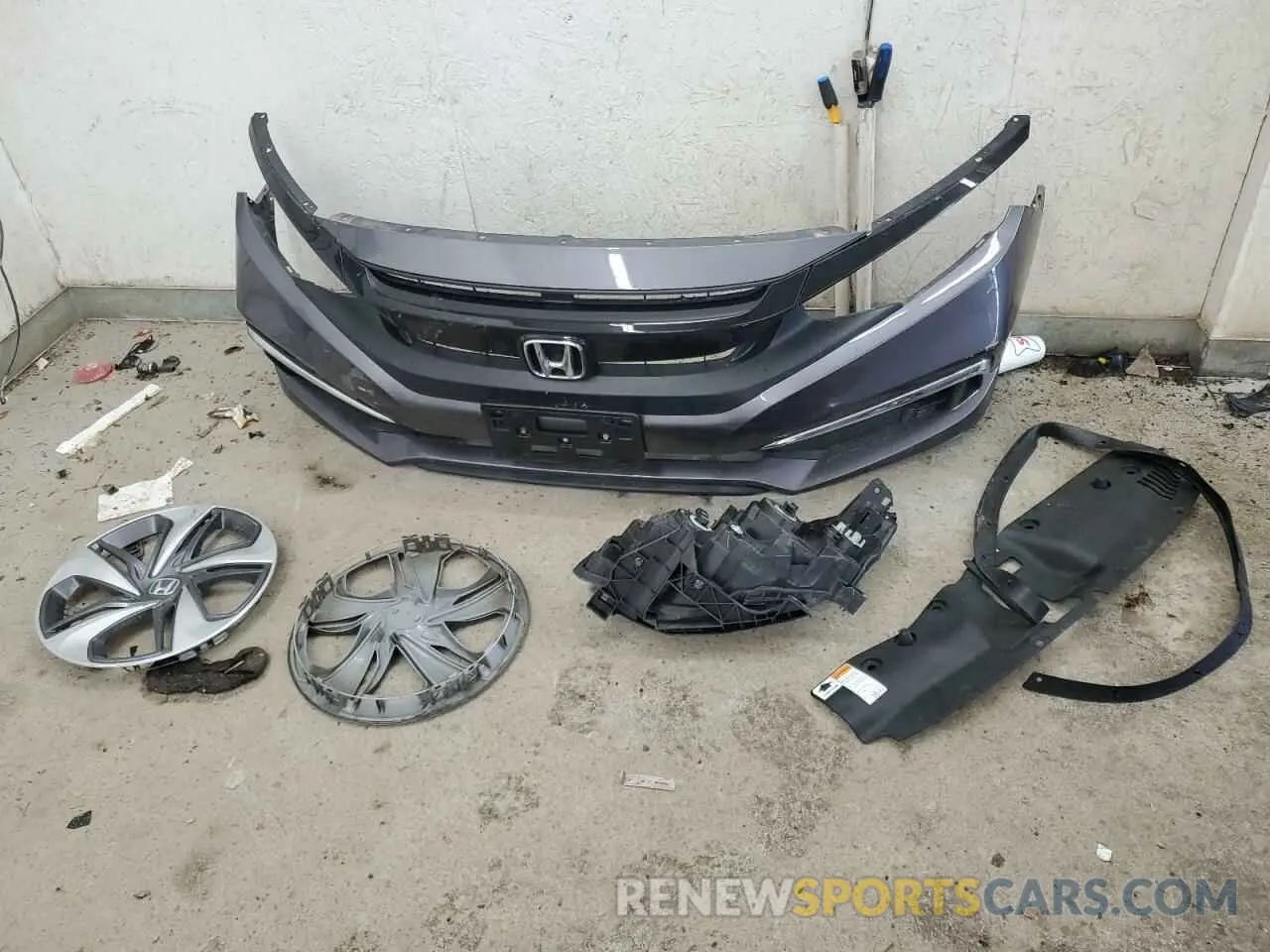 12 Photograph of a damaged car 2HGFC2F61KH573465 HONDA CIVIC 2019