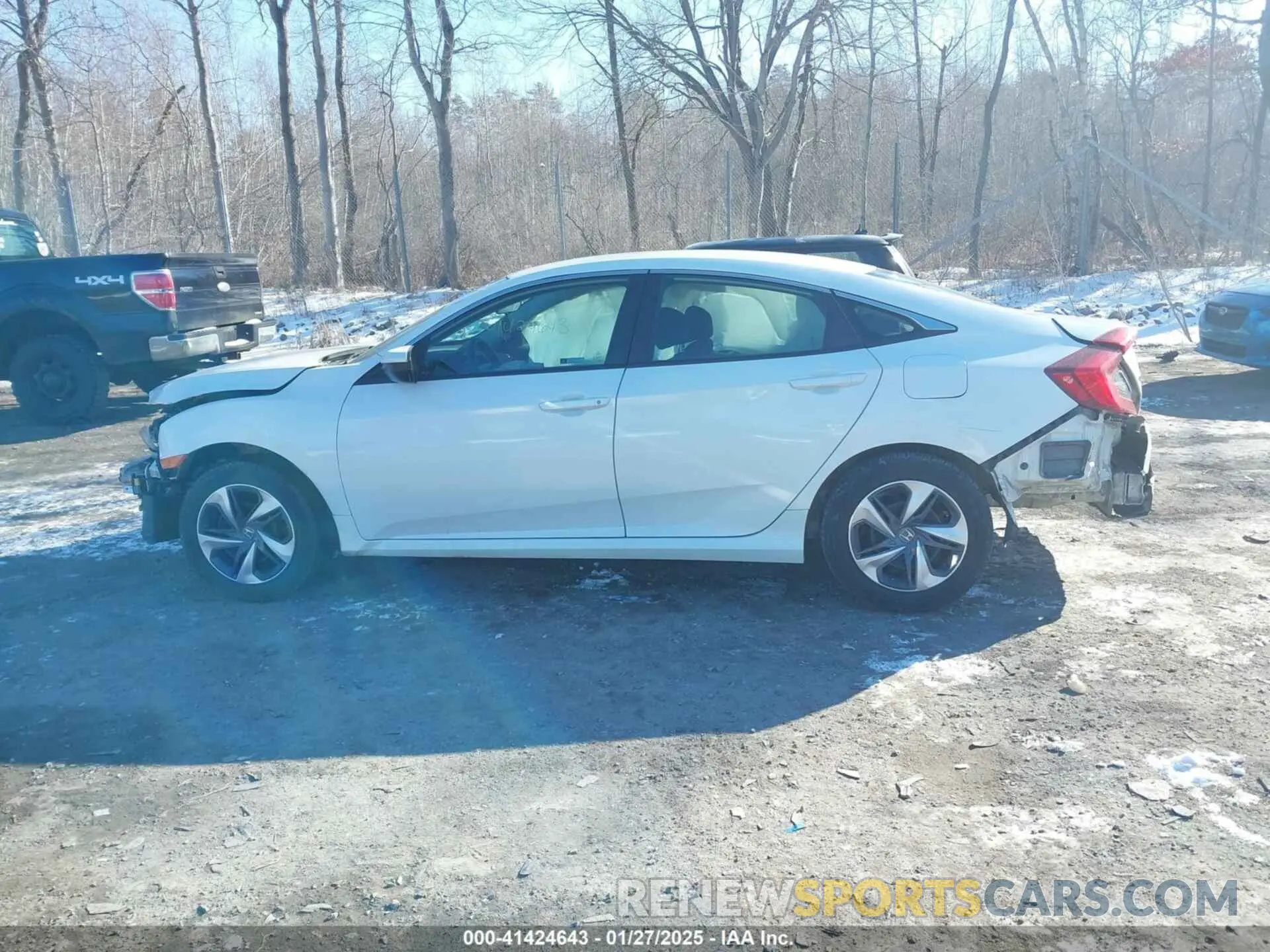 14 Photograph of a damaged car 2HGFC2F62KH513727 HONDA CIVIC 2019