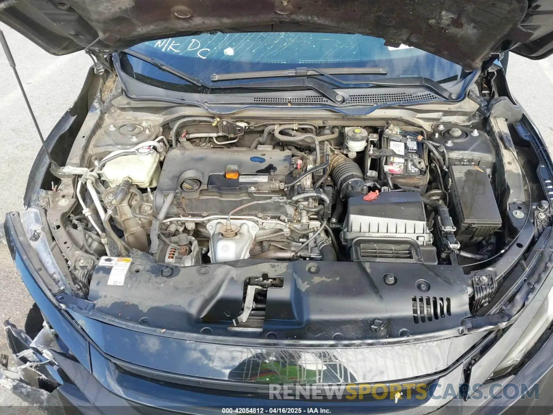 10 Photograph of a damaged car 2HGFC2F62KH525327 HONDA CIVIC 2019