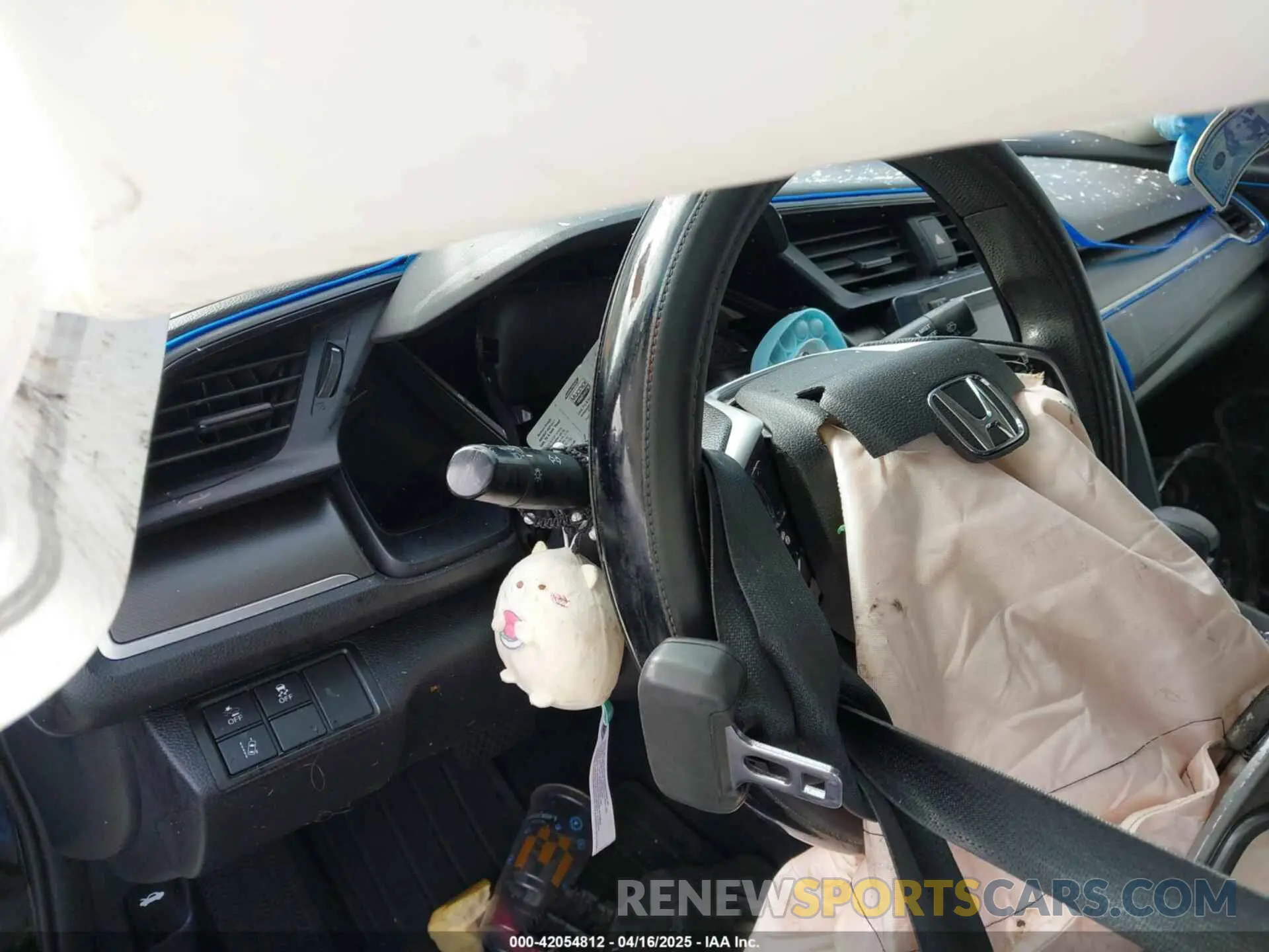 14 Photograph of a damaged car 2HGFC2F62KH525327 HONDA CIVIC 2019