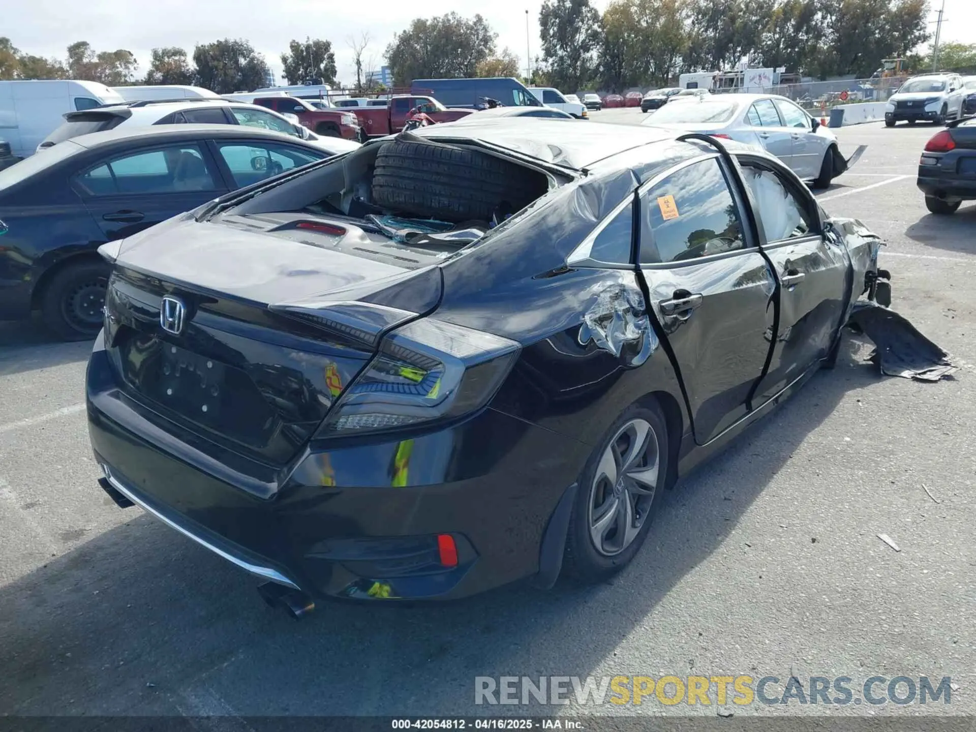 4 Photograph of a damaged car 2HGFC2F62KH525327 HONDA CIVIC 2019