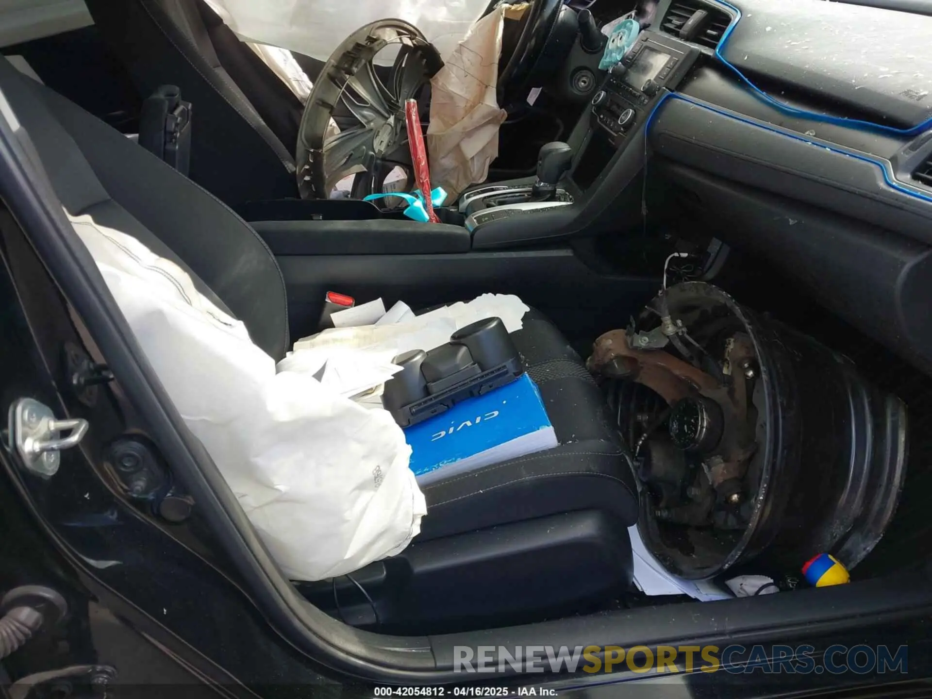 5 Photograph of a damaged car 2HGFC2F62KH525327 HONDA CIVIC 2019