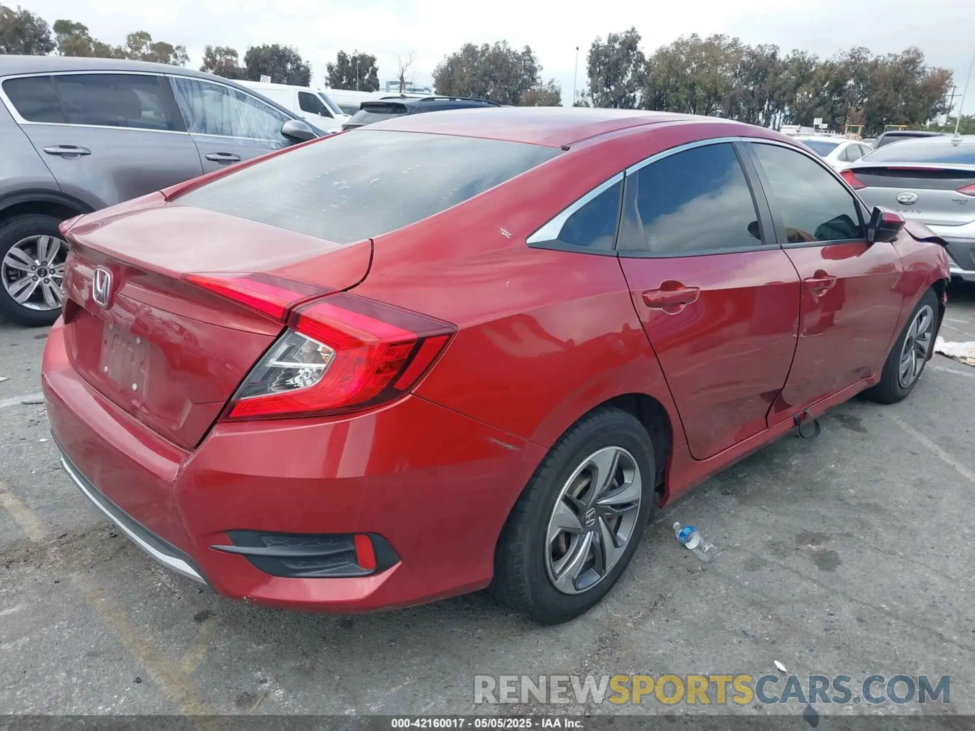 4 Photograph of a damaged car 2HGFC2F62KH559932 HONDA CIVIC 2019