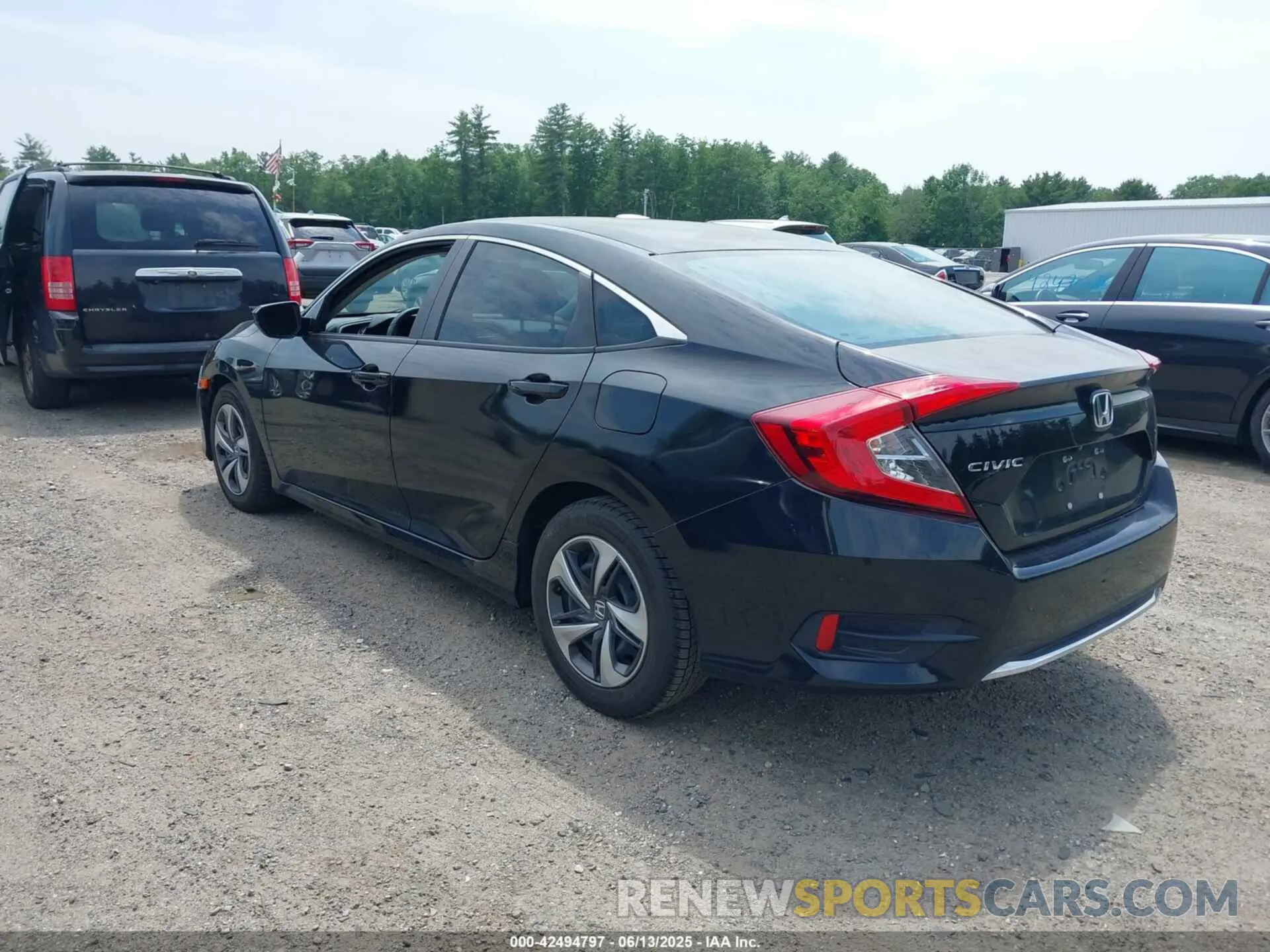 3 Photograph of a damaged car 2HGFC2F62KH560739 HONDA CIVIC 2019