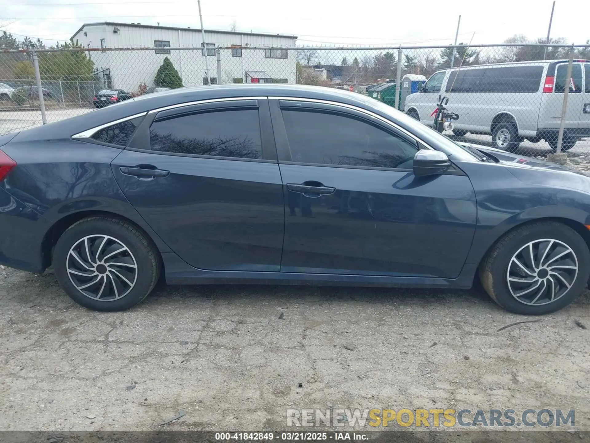 13 Photograph of a damaged car 2HGFC2F62KH584345 HONDA CIVIC 2019
