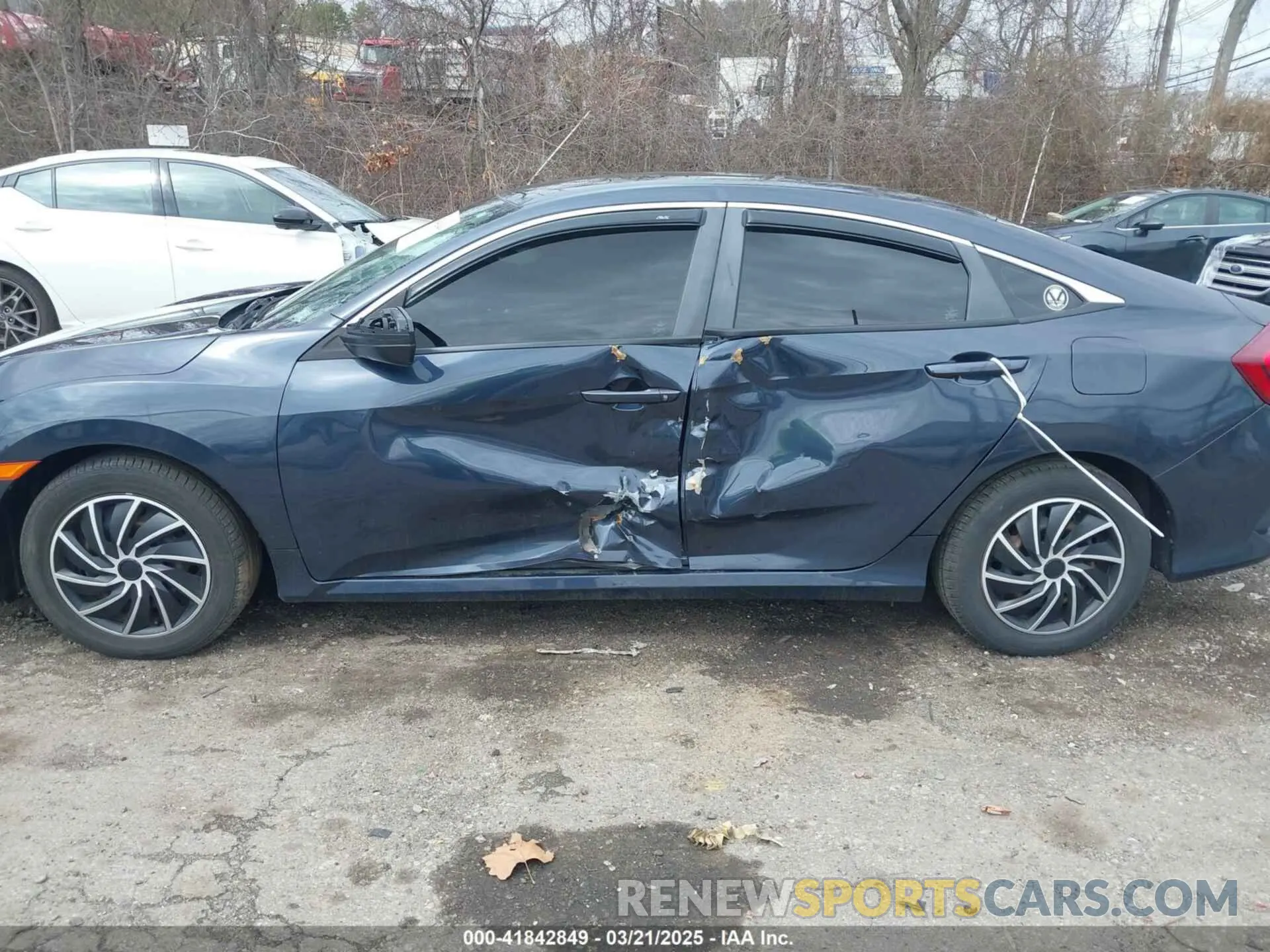 14 Photograph of a damaged car 2HGFC2F62KH584345 HONDA CIVIC 2019