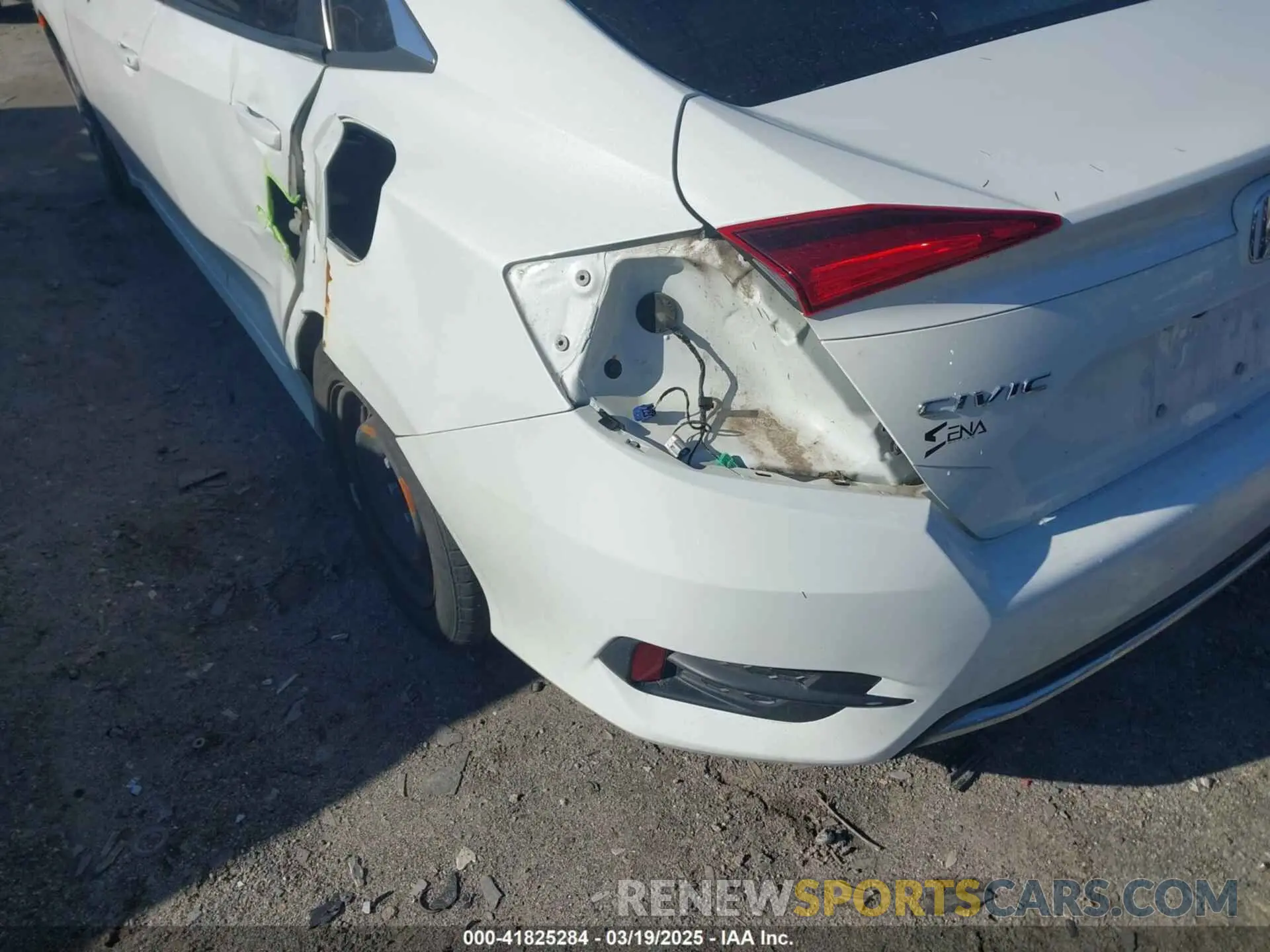 6 Photograph of a damaged car 2HGFC2F63KH504647 HONDA CIVIC 2019