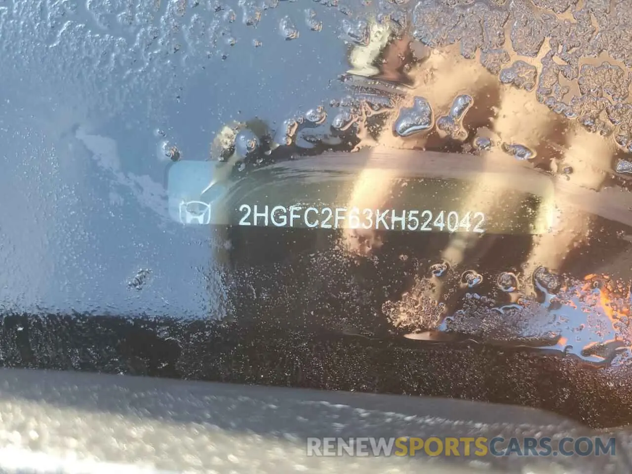 12 Photograph of a damaged car 2HGFC2F63KH524042 HONDA CIVIC 2019