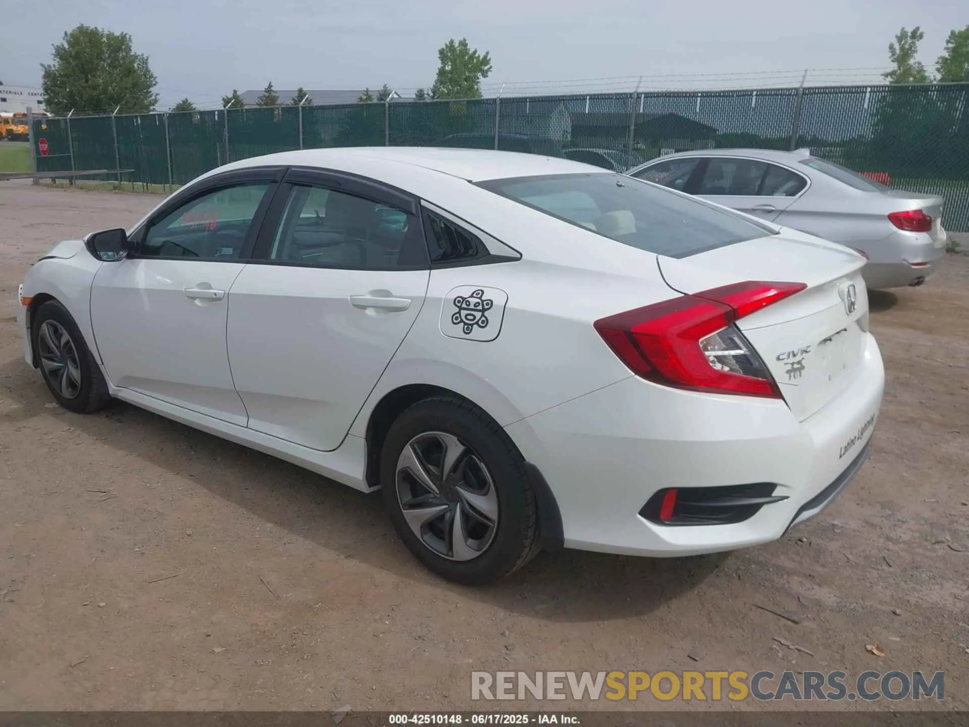 3 Photograph of a damaged car 2HGFC2F63KH540855 HONDA CIVIC 2019