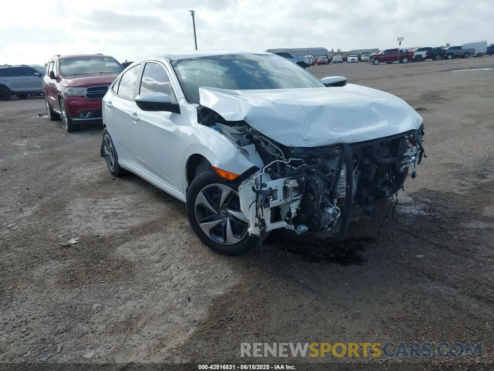 1 Photograph of a damaged car 2HGFC2F63KH585438 HONDA CIVIC 2019