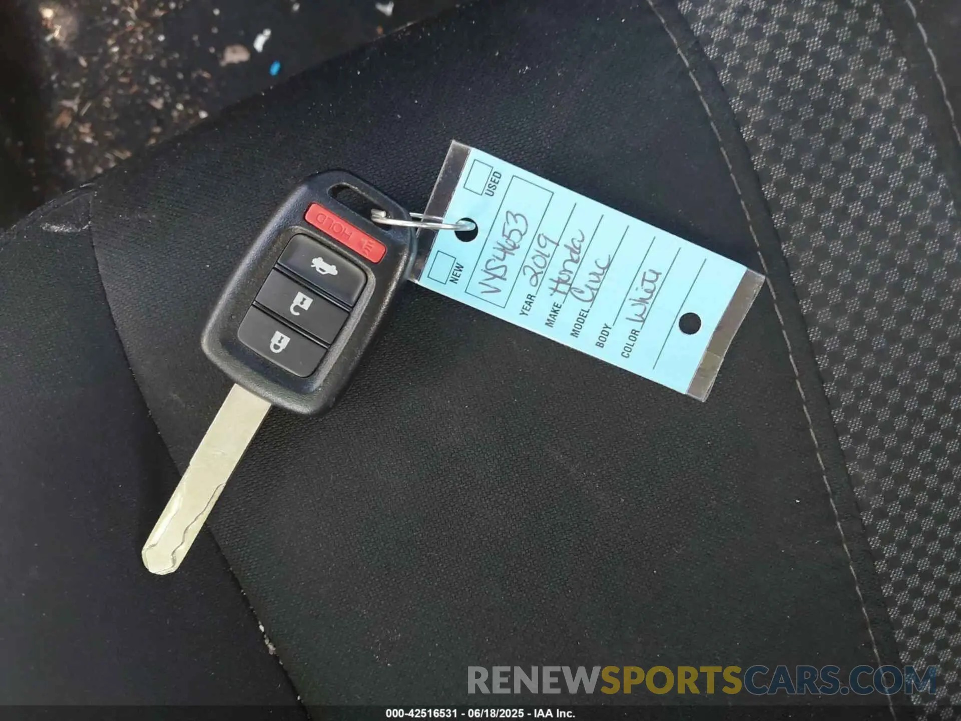 11 Photograph of a damaged car 2HGFC2F63KH585438 HONDA CIVIC 2019