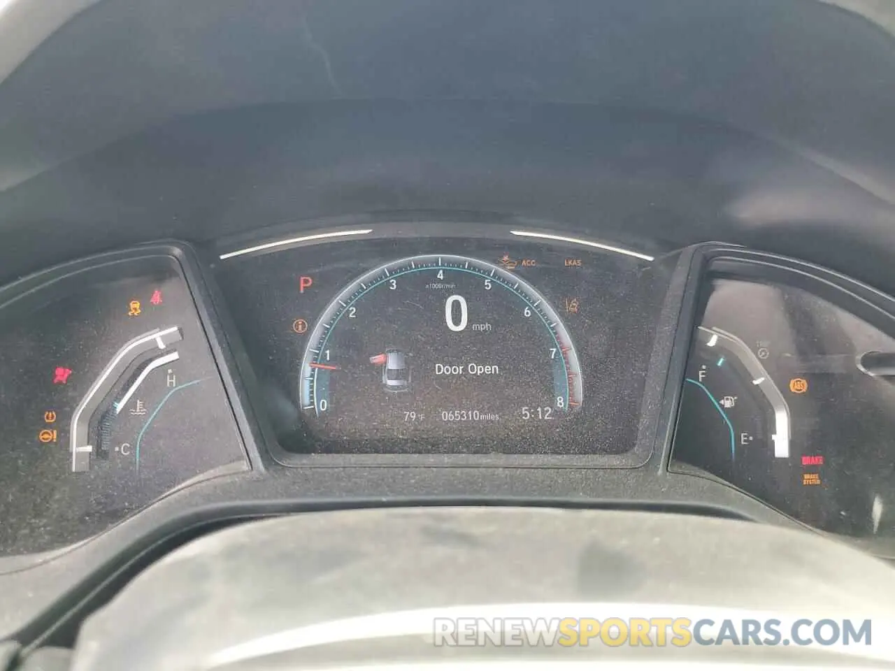 9 Photograph of a damaged car 2HGFC2F63KH586864 HONDA CIVIC 2019