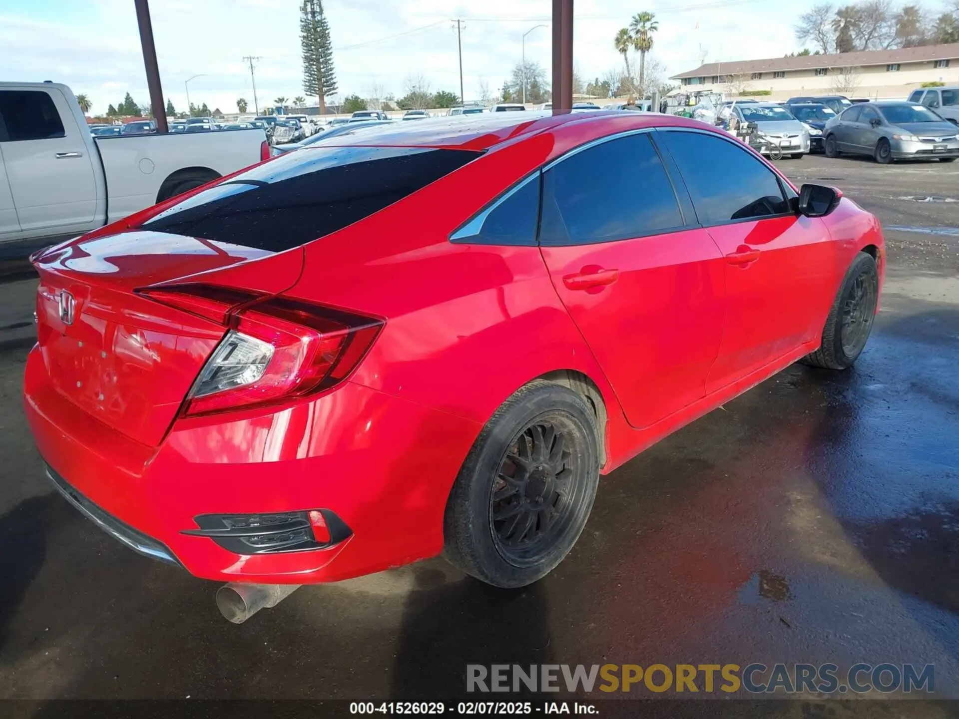 4 Photograph of a damaged car 2HGFC2F64KH501871 HONDA CIVIC 2019