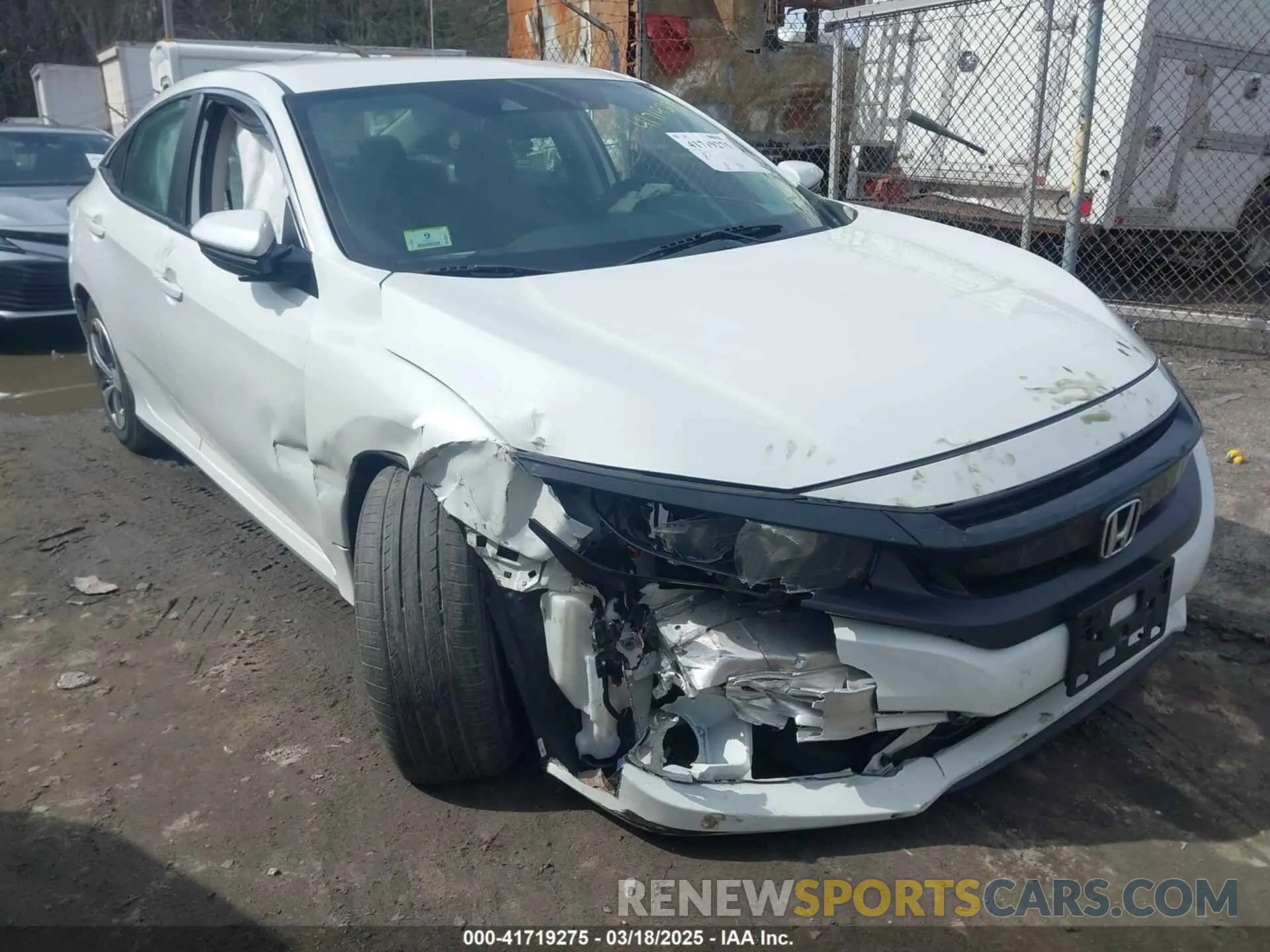 1 Photograph of a damaged car 2HGFC2F64KH518735 HONDA CIVIC 2019