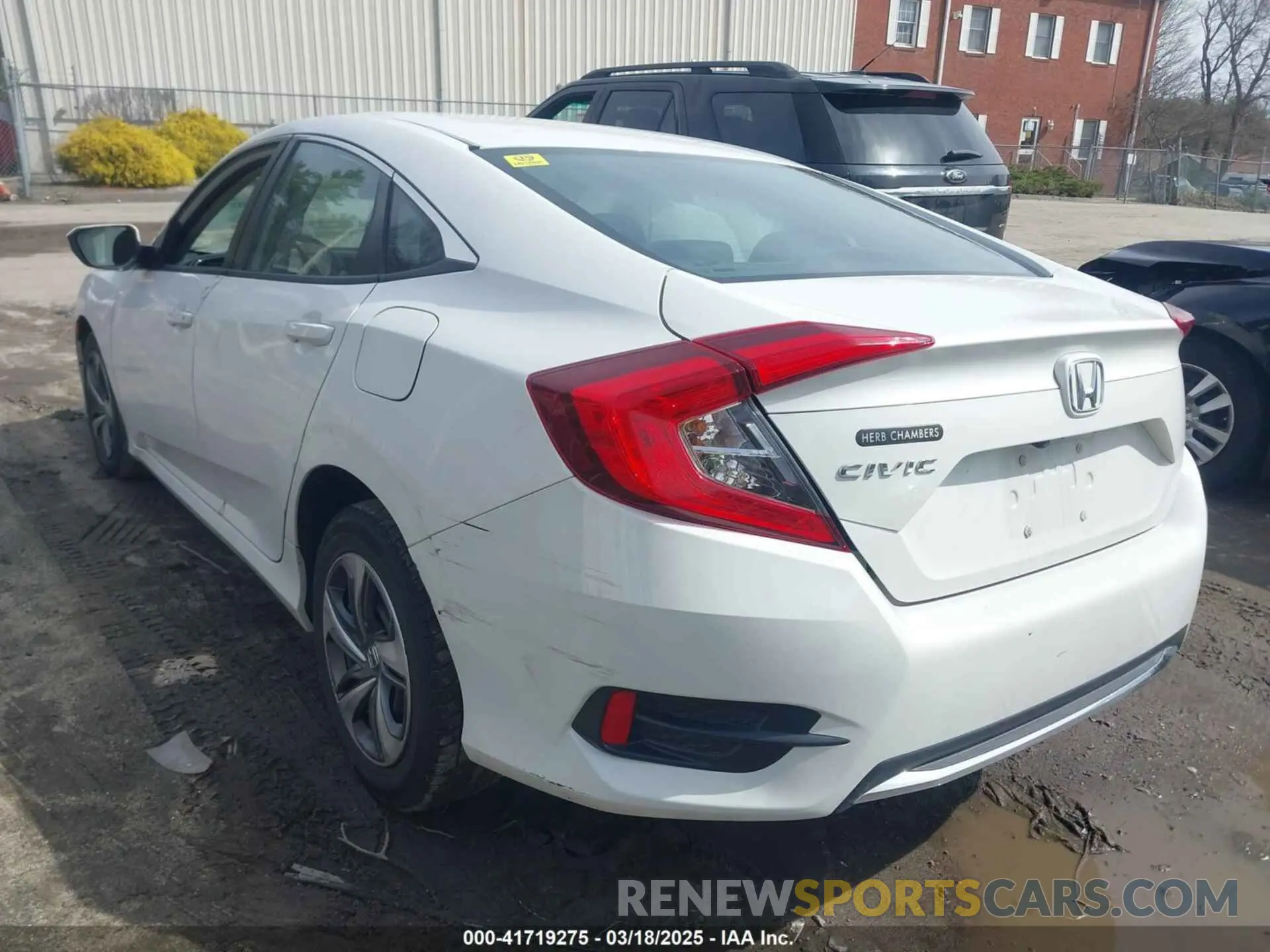 3 Photograph of a damaged car 2HGFC2F64KH518735 HONDA CIVIC 2019