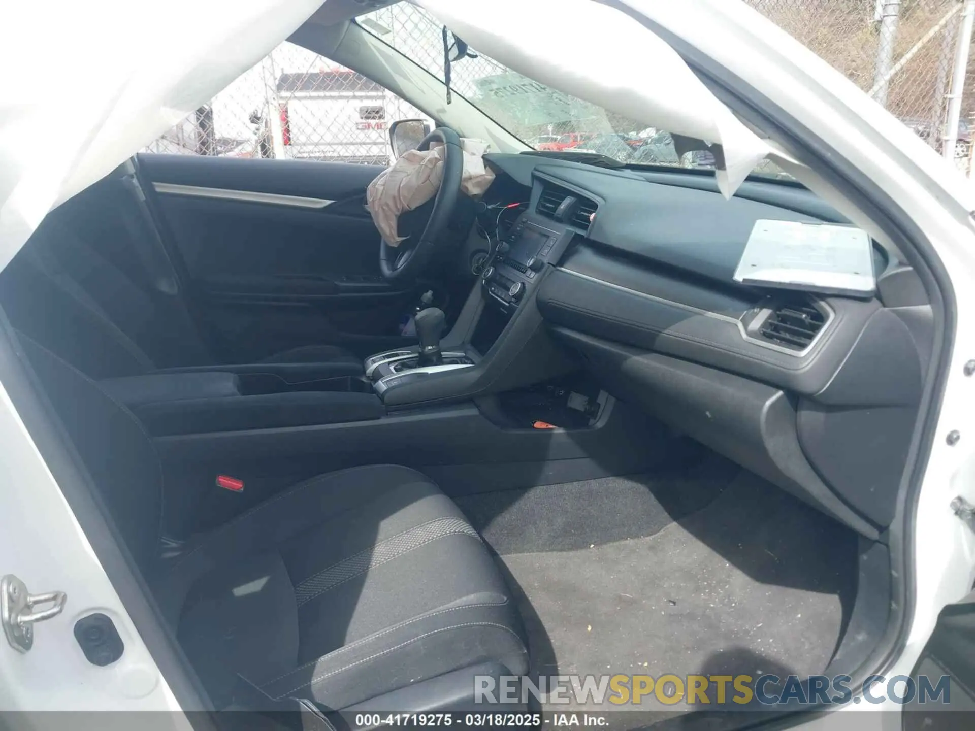 5 Photograph of a damaged car 2HGFC2F64KH518735 HONDA CIVIC 2019