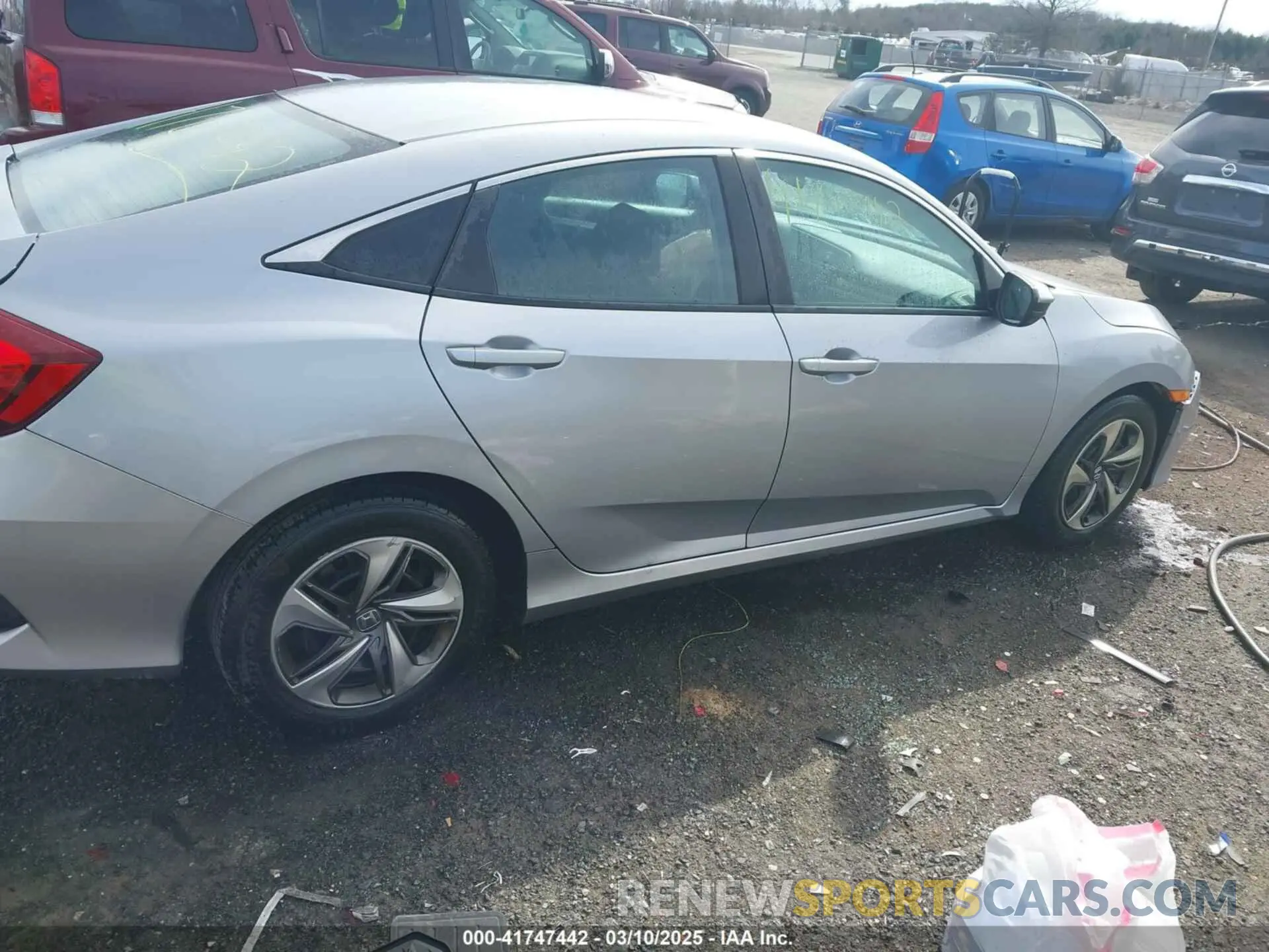 14 Photograph of a damaged car 2HGFC2F64KH530738 HONDA CIVIC 2019