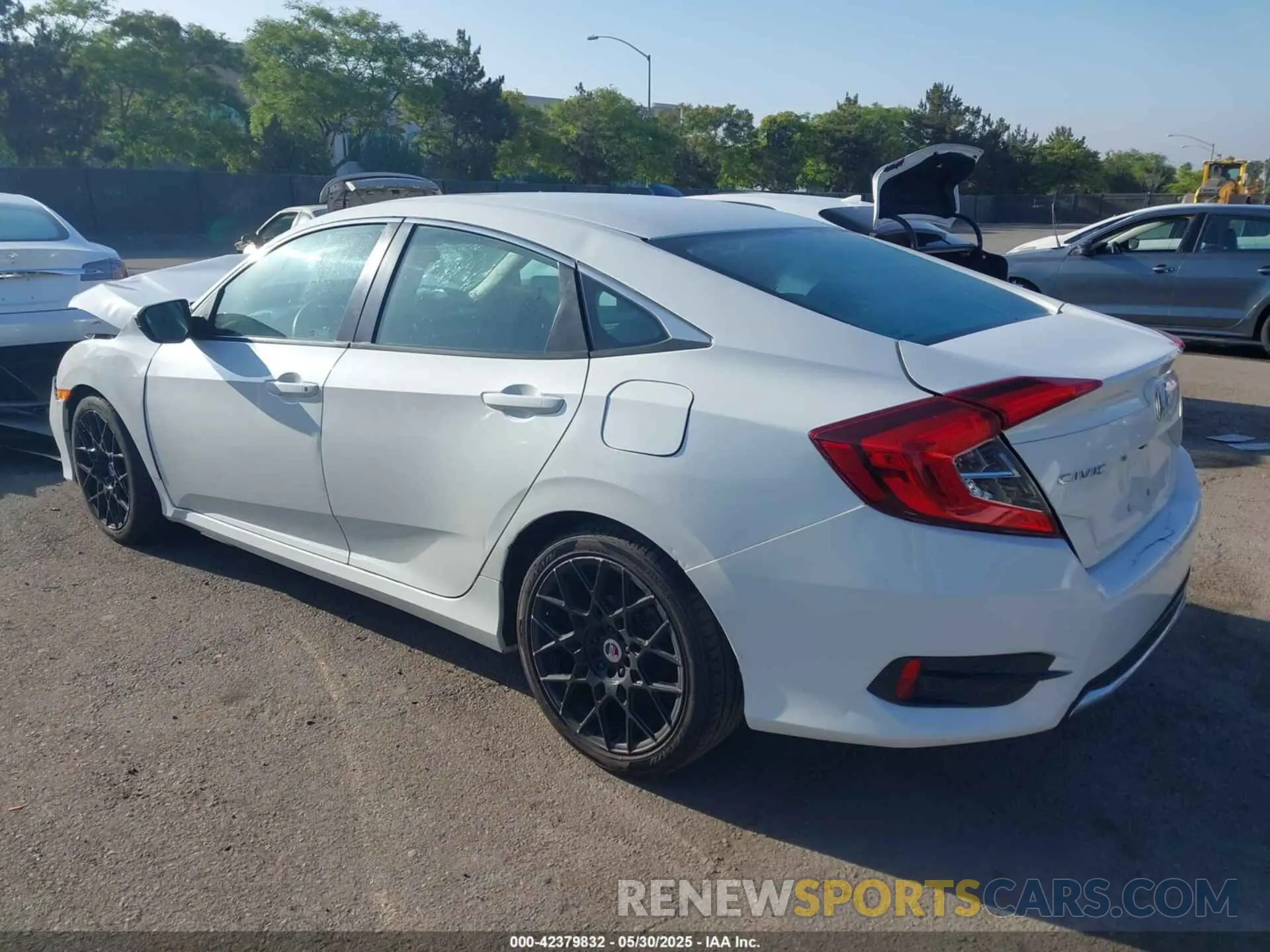 3 Photograph of a damaged car 2HGFC2F64KH531937 HONDA CIVIC 2019