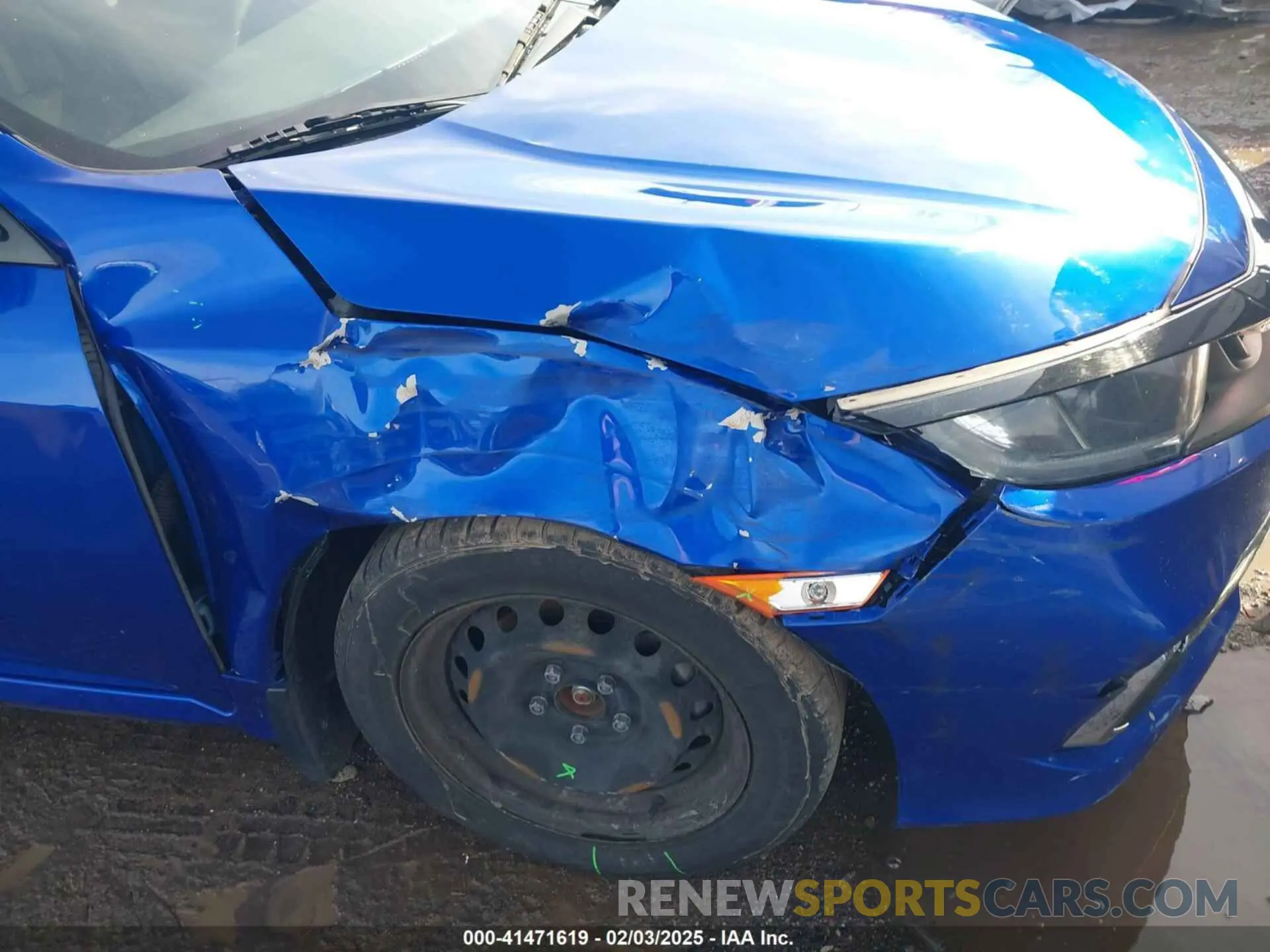 6 Photograph of a damaged car 2HGFC2F64KH600092 HONDA CIVIC 2019