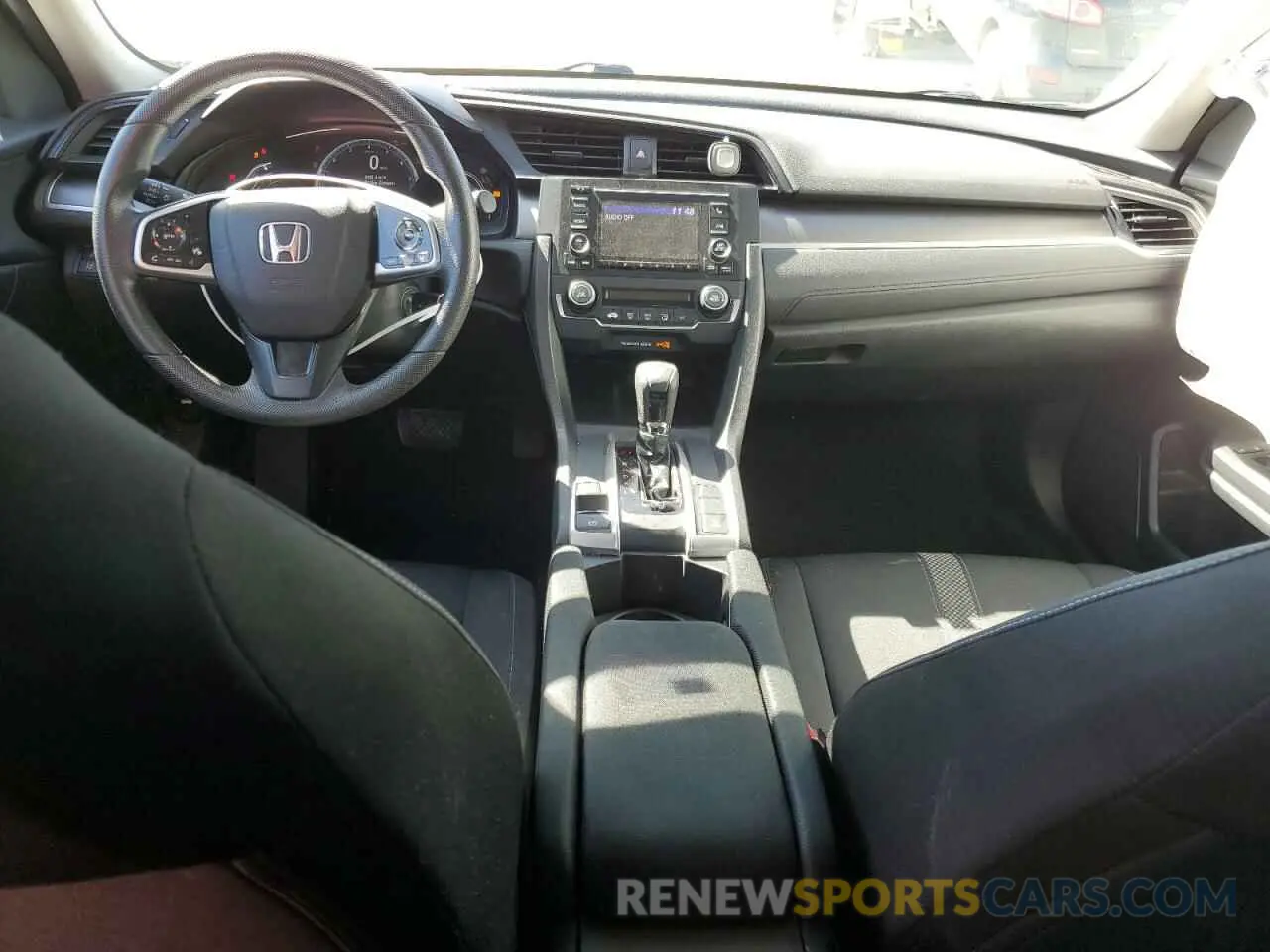 8 Photograph of a damaged car 2HGFC2F64KH601825 HONDA CIVIC 2019