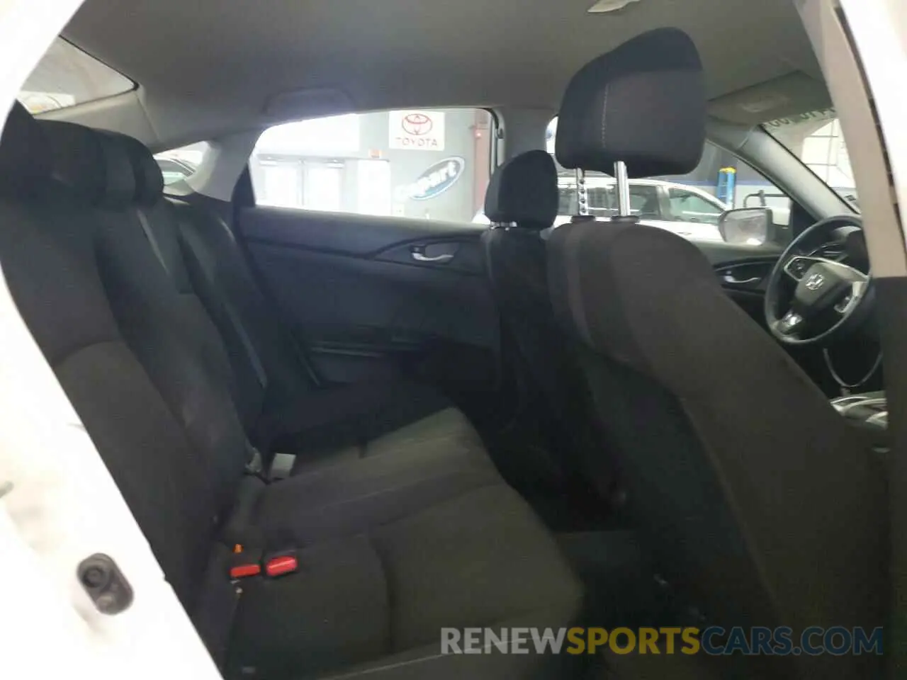 10 Photograph of a damaged car 2HGFC2F65KH512510 HONDA CIVIC 2019