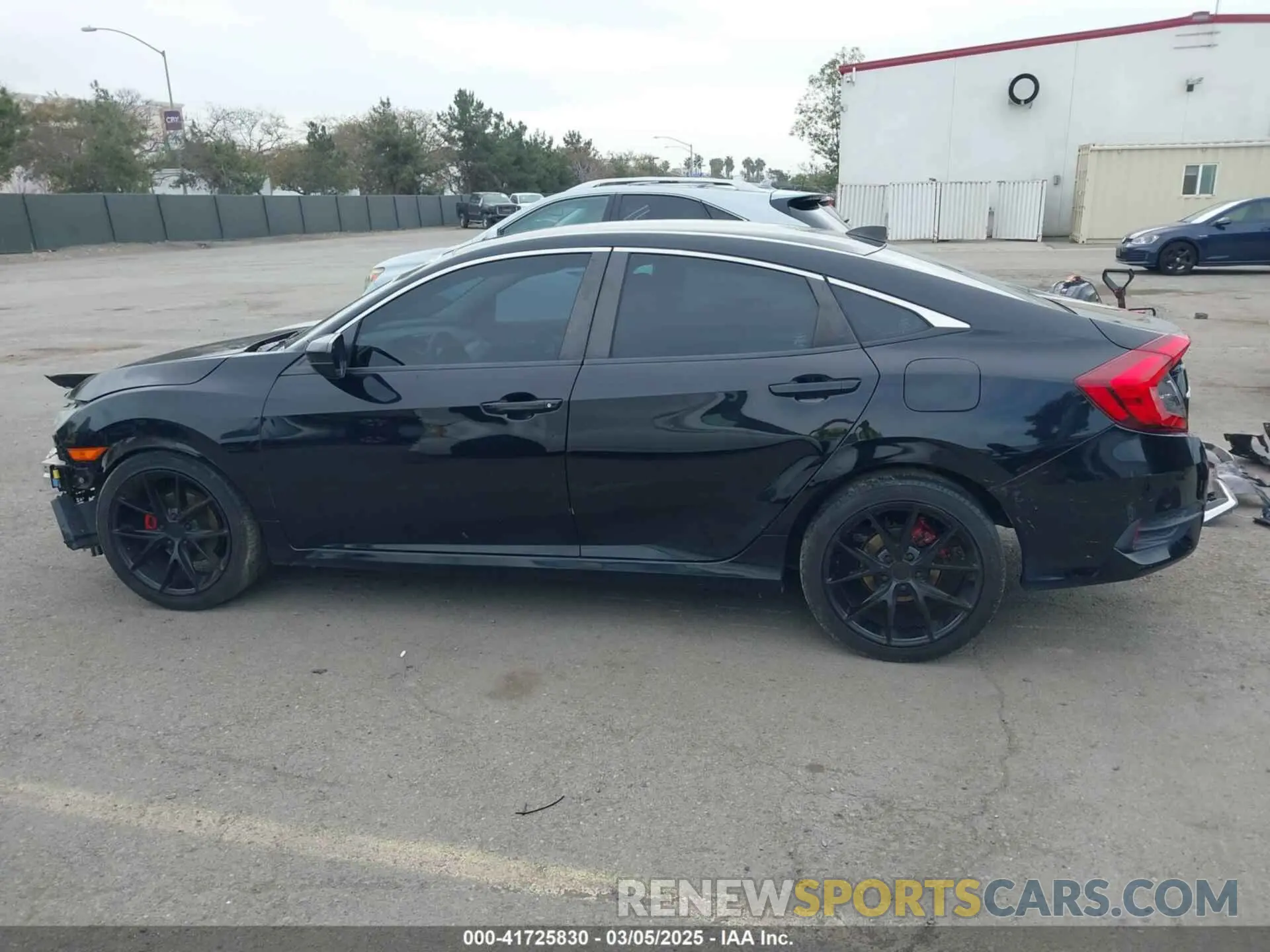 15 Photograph of a damaged car 2HGFC2F65KH520171 HONDA CIVIC 2019