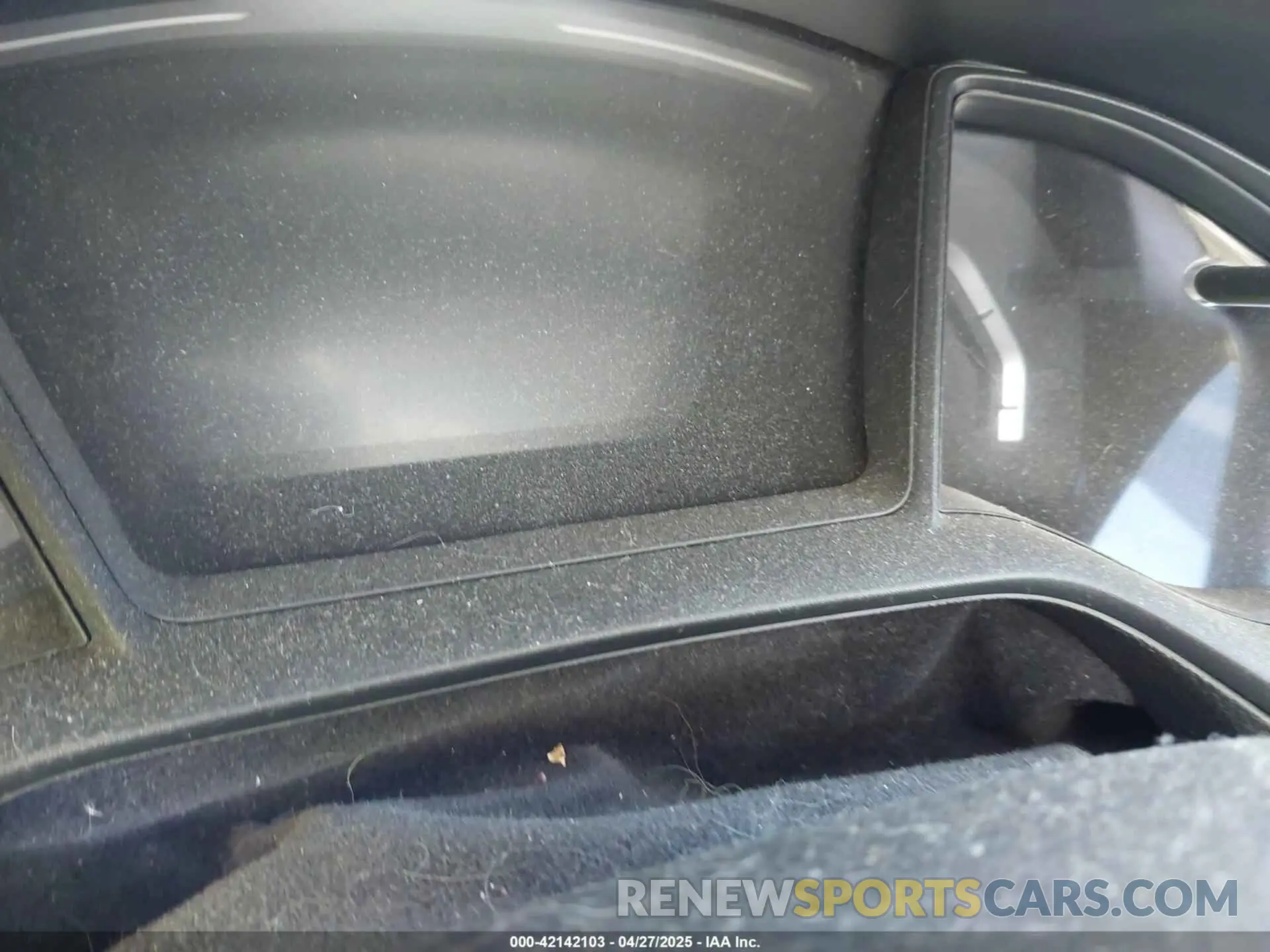 14 Photograph of a damaged car 2HGFC2F65KH523118 HONDA CIVIC 2019