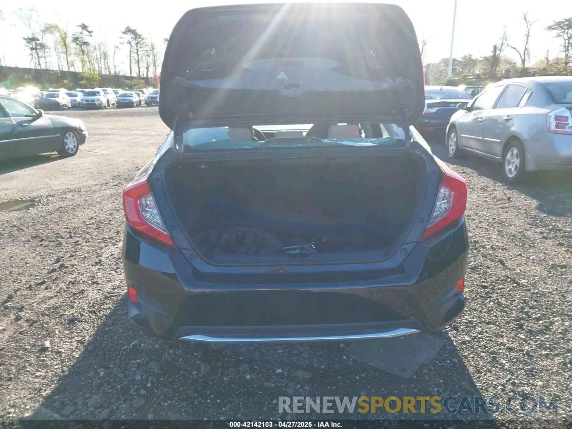 15 Photograph of a damaged car 2HGFC2F65KH523118 HONDA CIVIC 2019