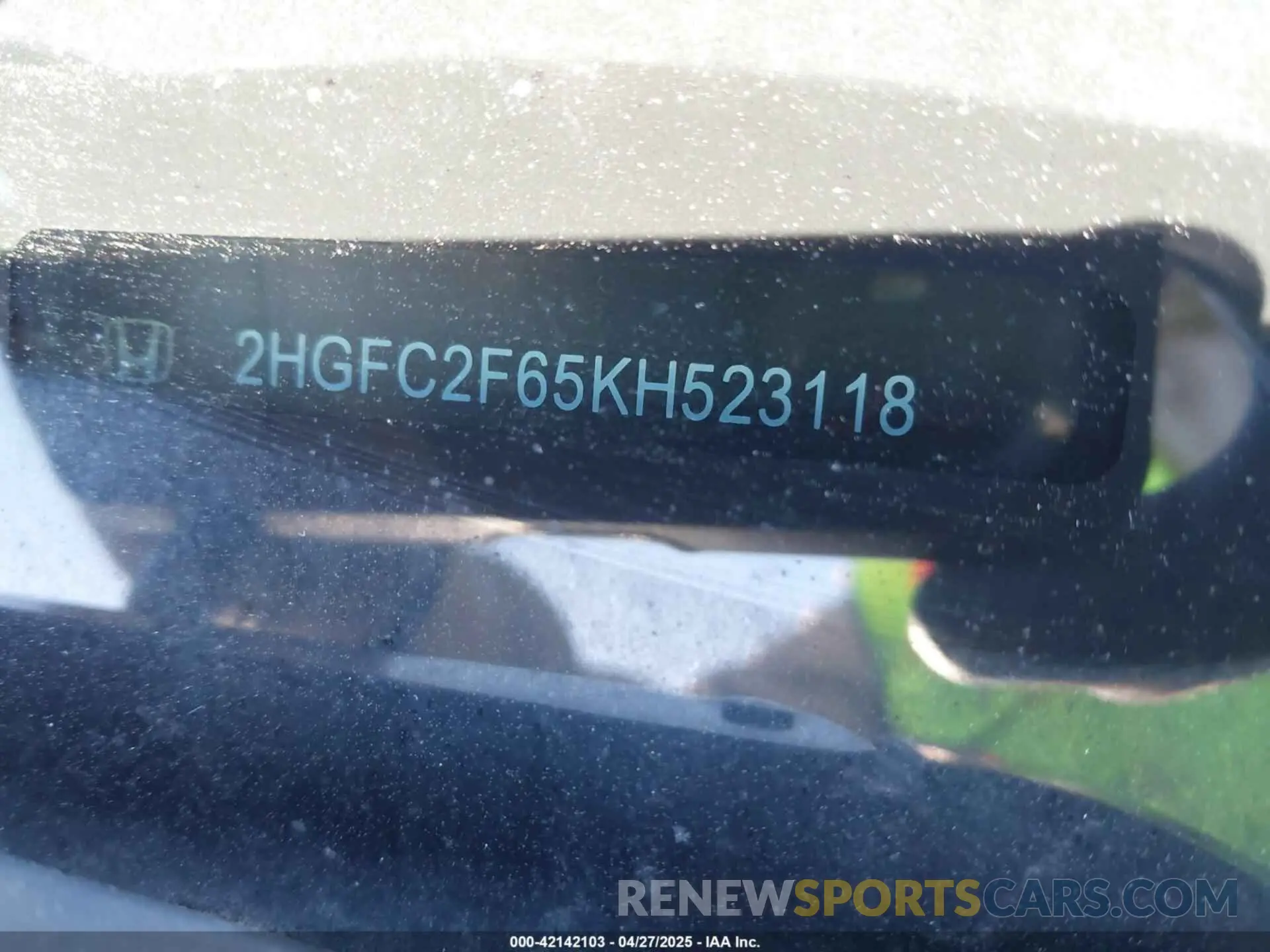 16 Photograph of a damaged car 2HGFC2F65KH523118 HONDA CIVIC 2019
