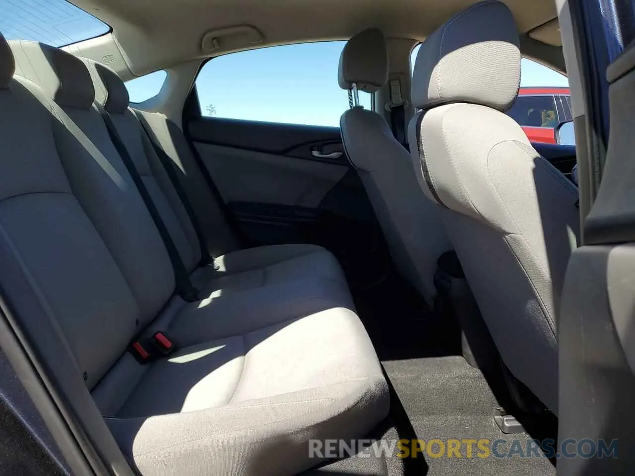 10 Photograph of a damaged car 2HGFC2F65KH525466 HONDA CIVIC 2019