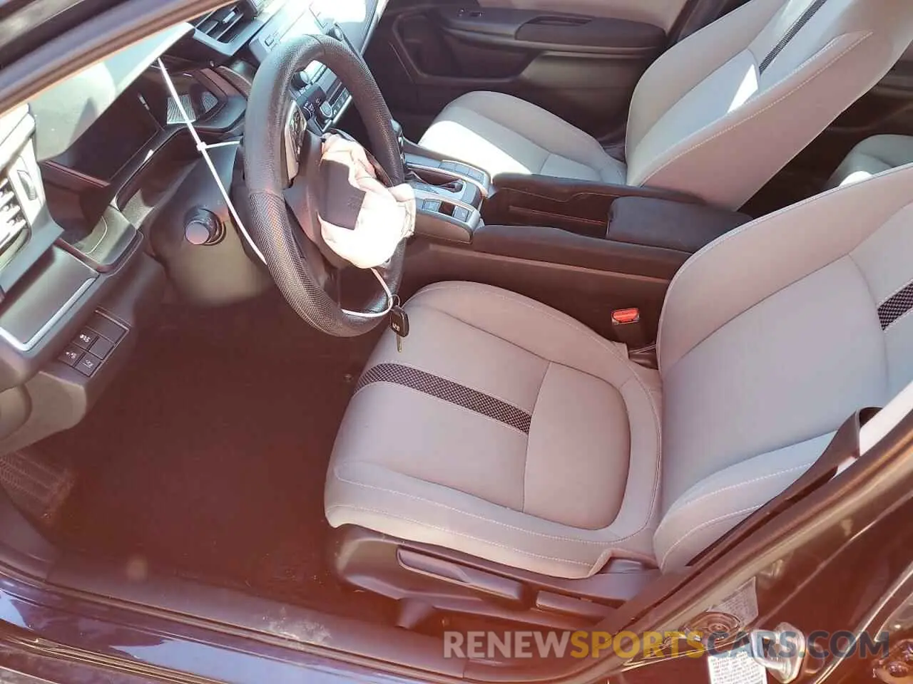 7 Photograph of a damaged car 2HGFC2F65KH525466 HONDA CIVIC 2019