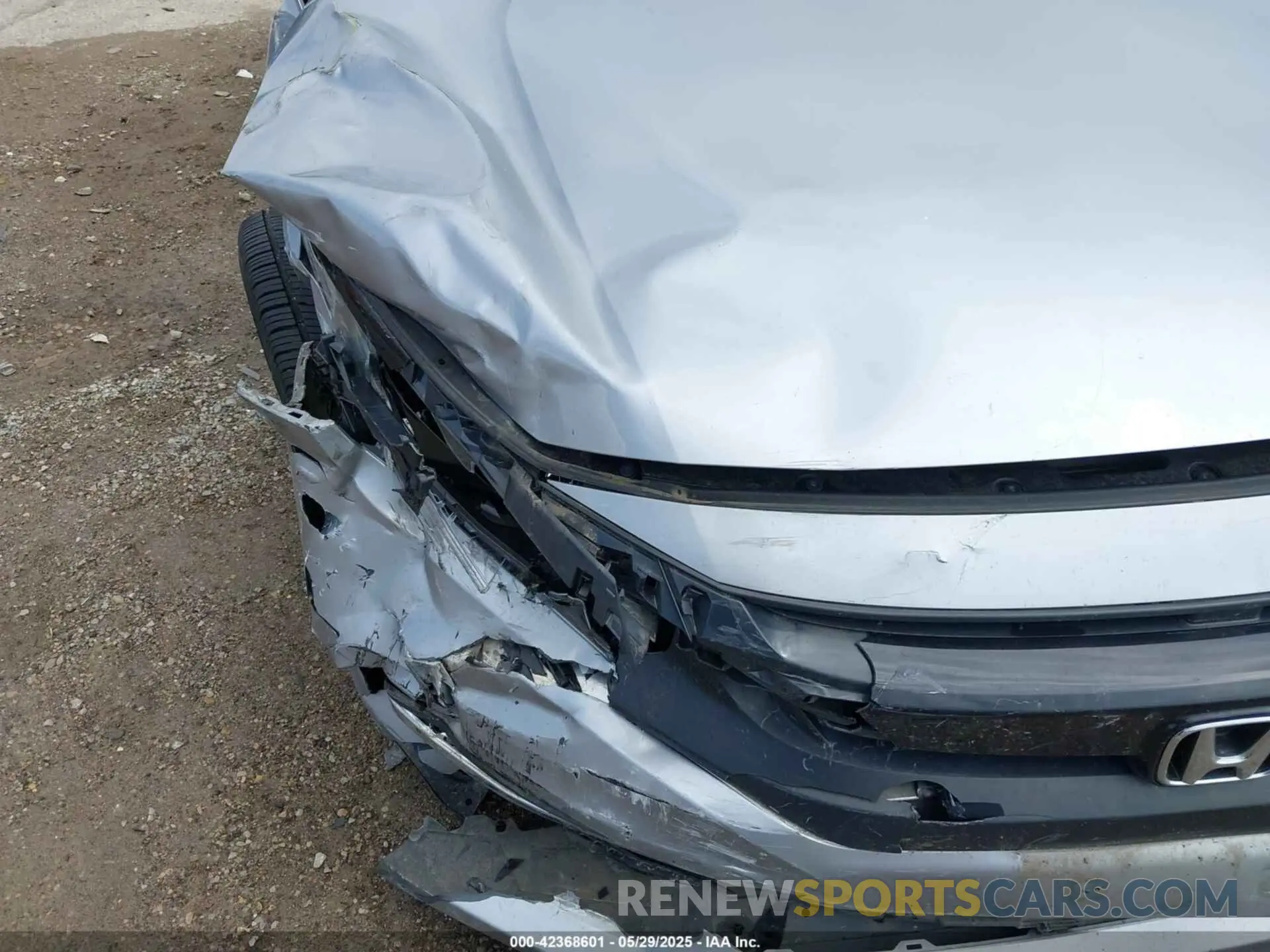 6 Photograph of a damaged car 2HGFC2F65KH546723 HONDA CIVIC 2019