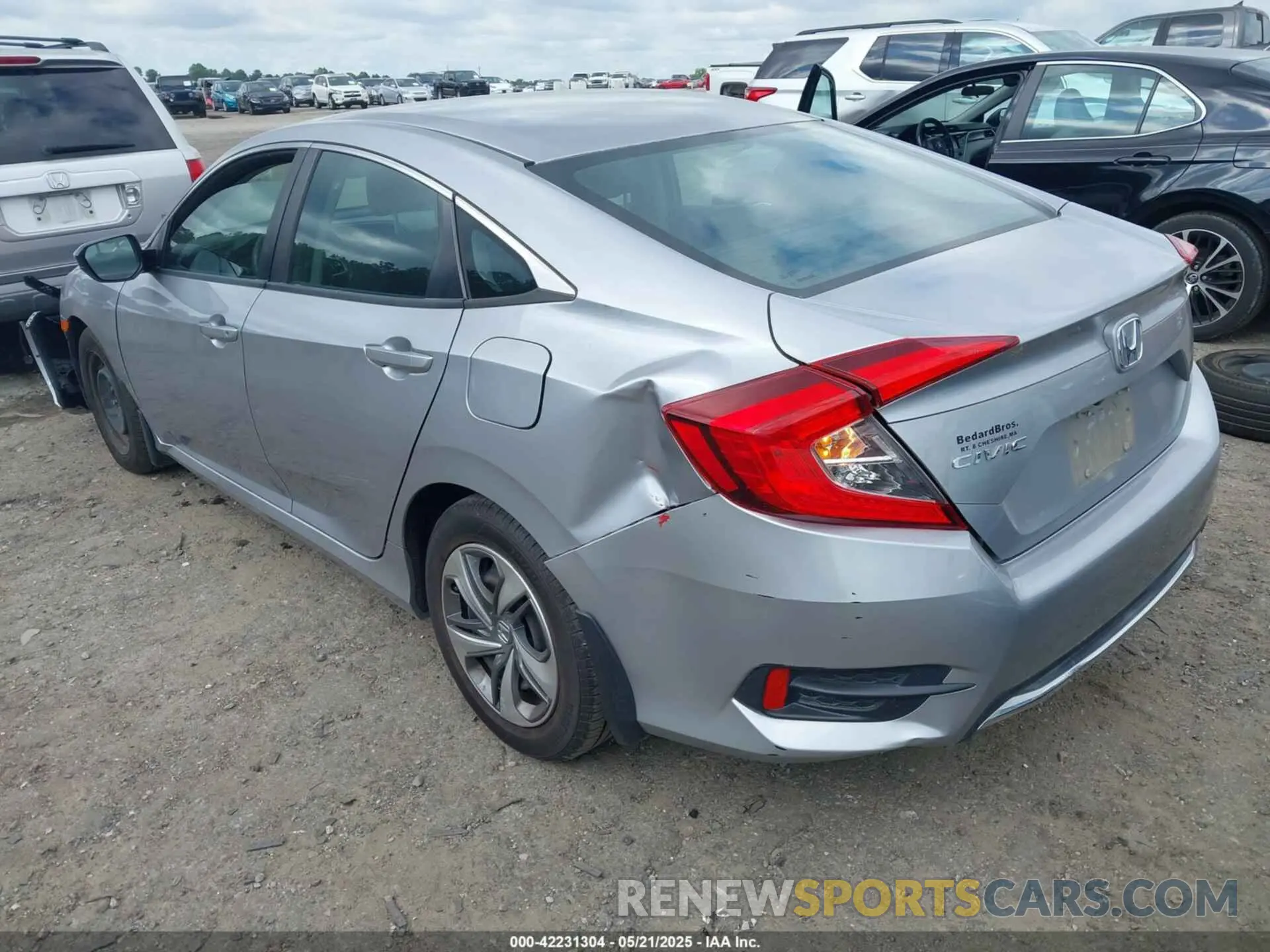 3 Photograph of a damaged car 2HGFC2F65KH548777 HONDA CIVIC 2019