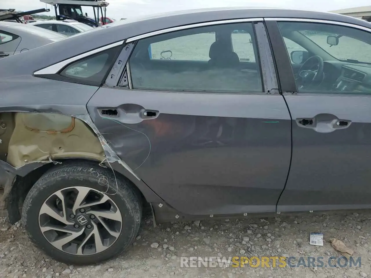 10 Photograph of a damaged car 2HGFC2F65KH582251 HONDA CIVIC 2019