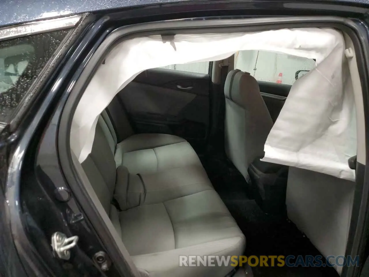 10 Photograph of a damaged car 2HGFC2F65KH583710 HONDA CIVIC 2019