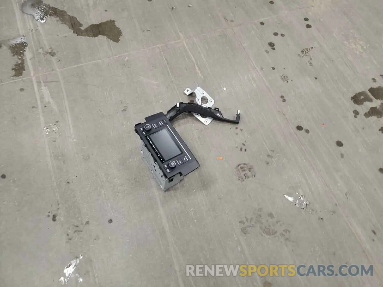 12 Photograph of a damaged car 2HGFC2F65KH583710 HONDA CIVIC 2019