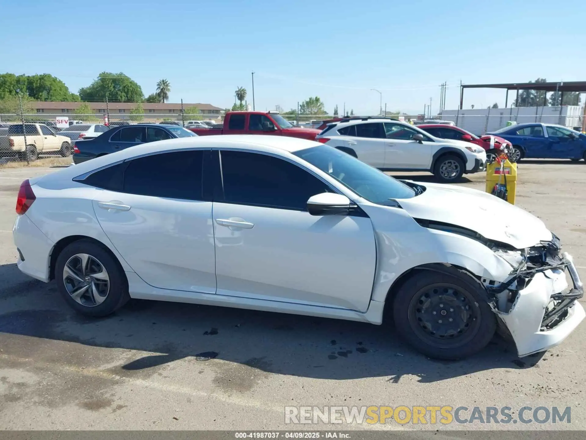 14 Photograph of a damaged car 2HGFC2F66KH522186 HONDA CIVIC 2019