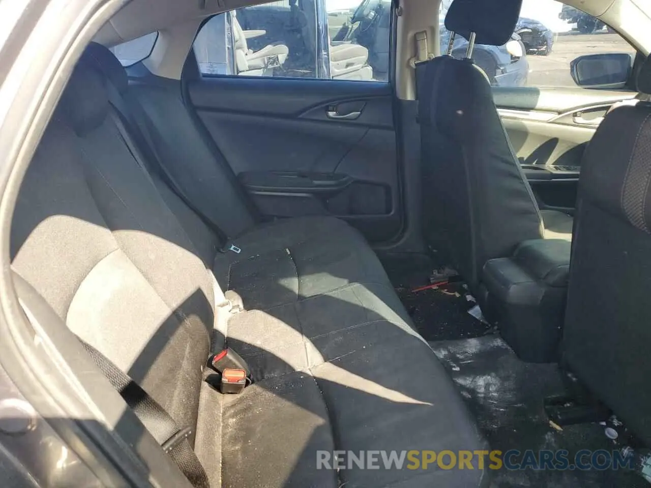 10 Photograph of a damaged car 2HGFC2F66KH541403 HONDA CIVIC 2019
